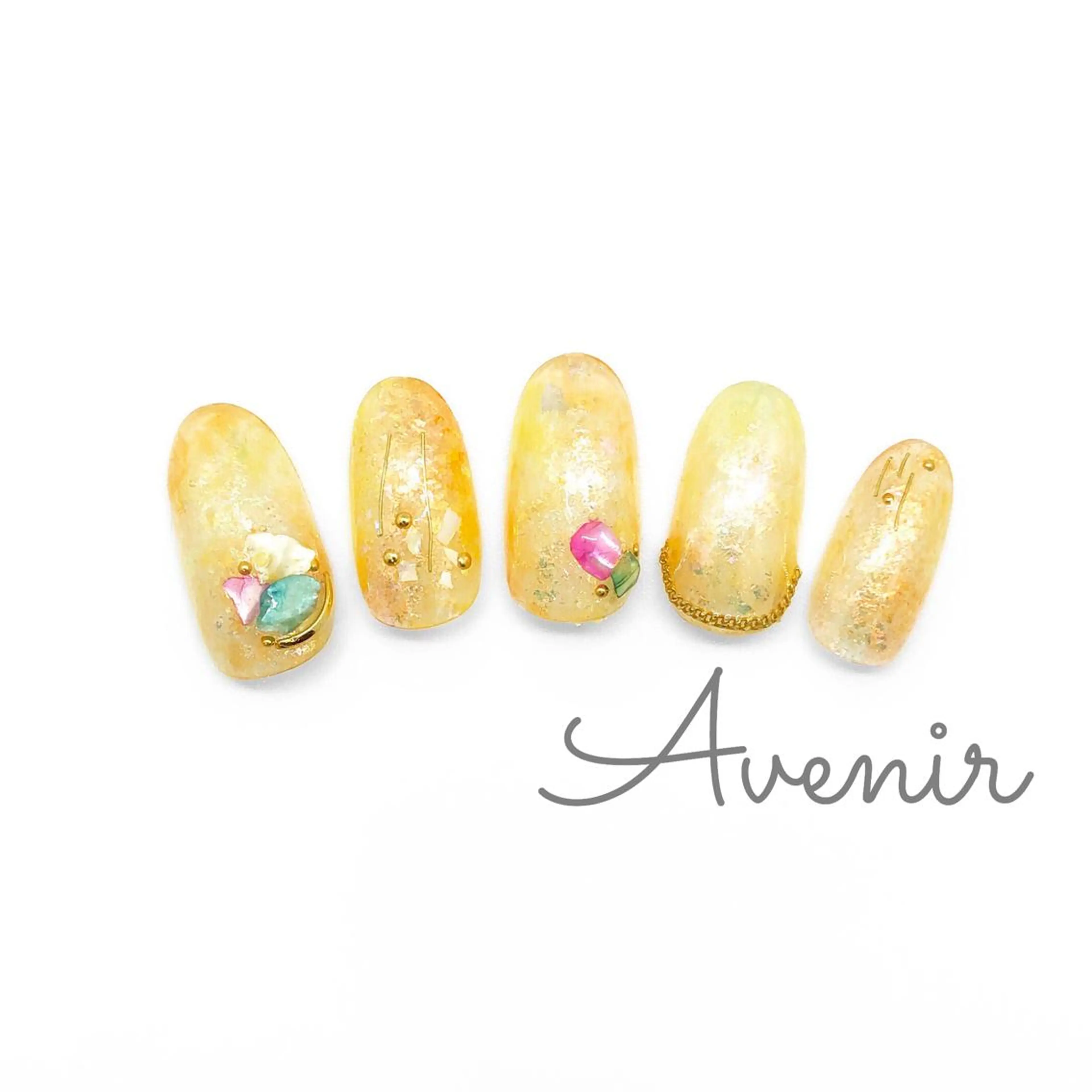 ネイル Avenir 表参道 nail＆eye予約のネイルデザイン
