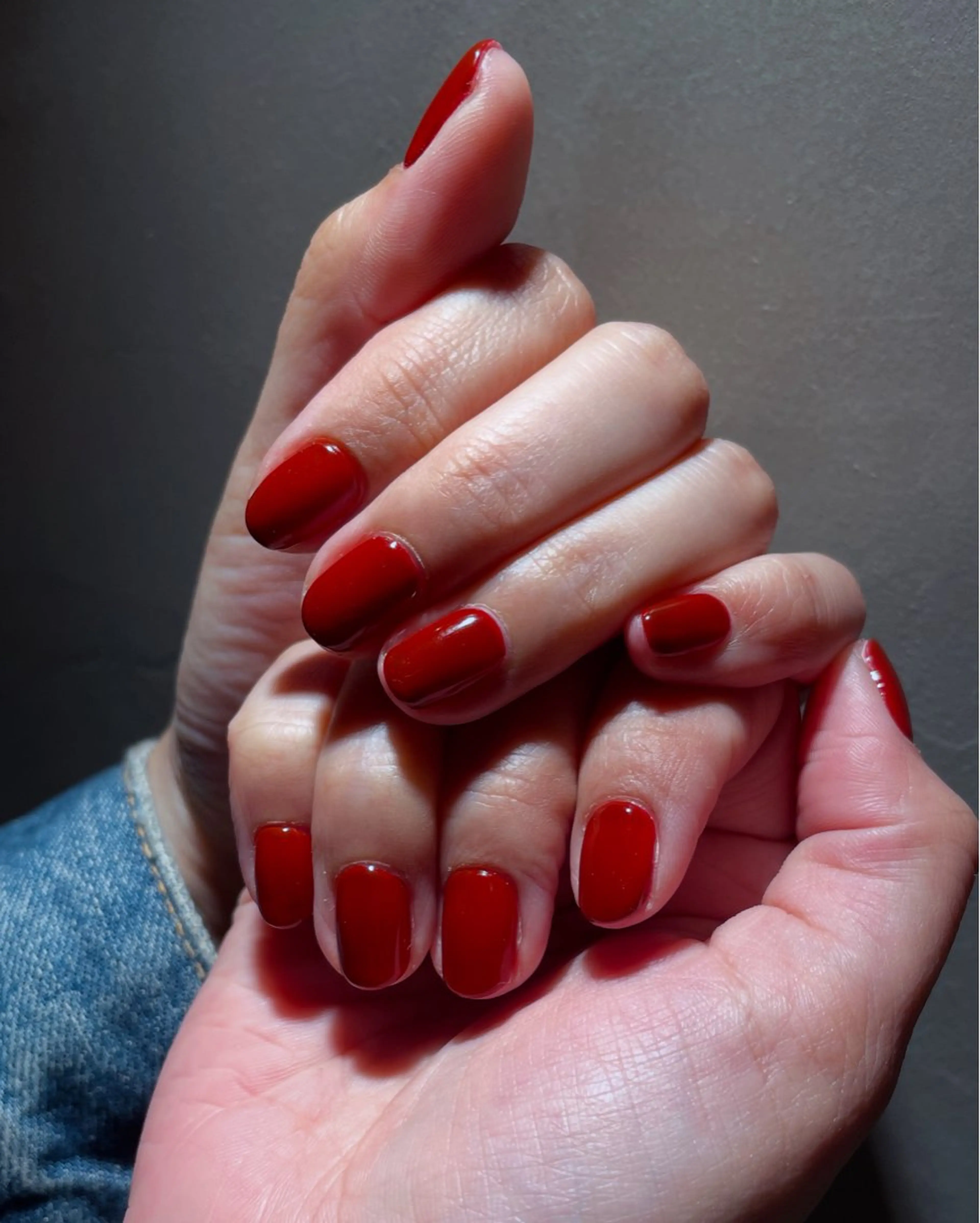 ネイル Nailsalon Repos.所属・Rika🌼 シンプル•マグネットのネイルデザイン