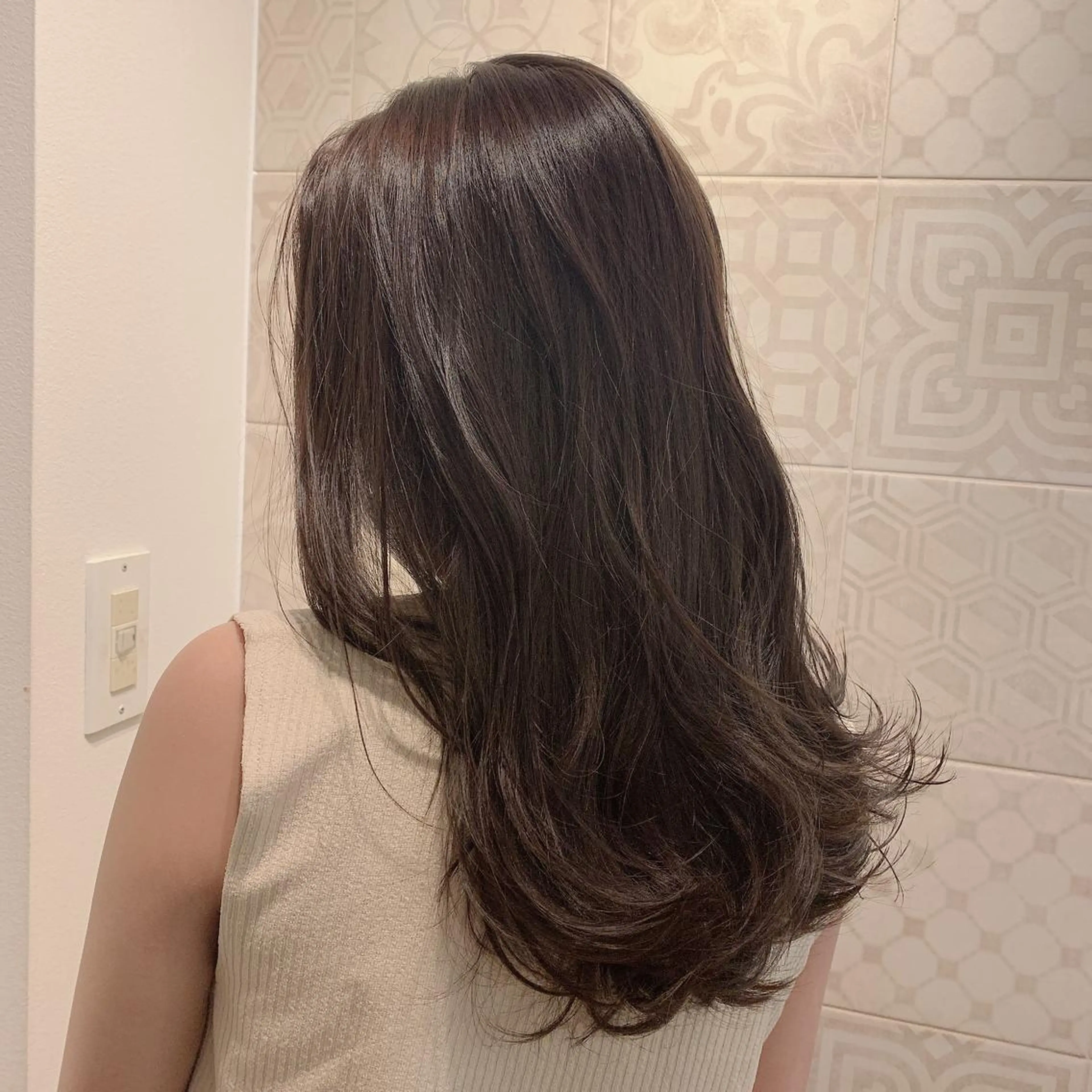 セミロング カラー カット 縮毛矯正 トリートメント Tamagawa Sakiのヘアスタイル