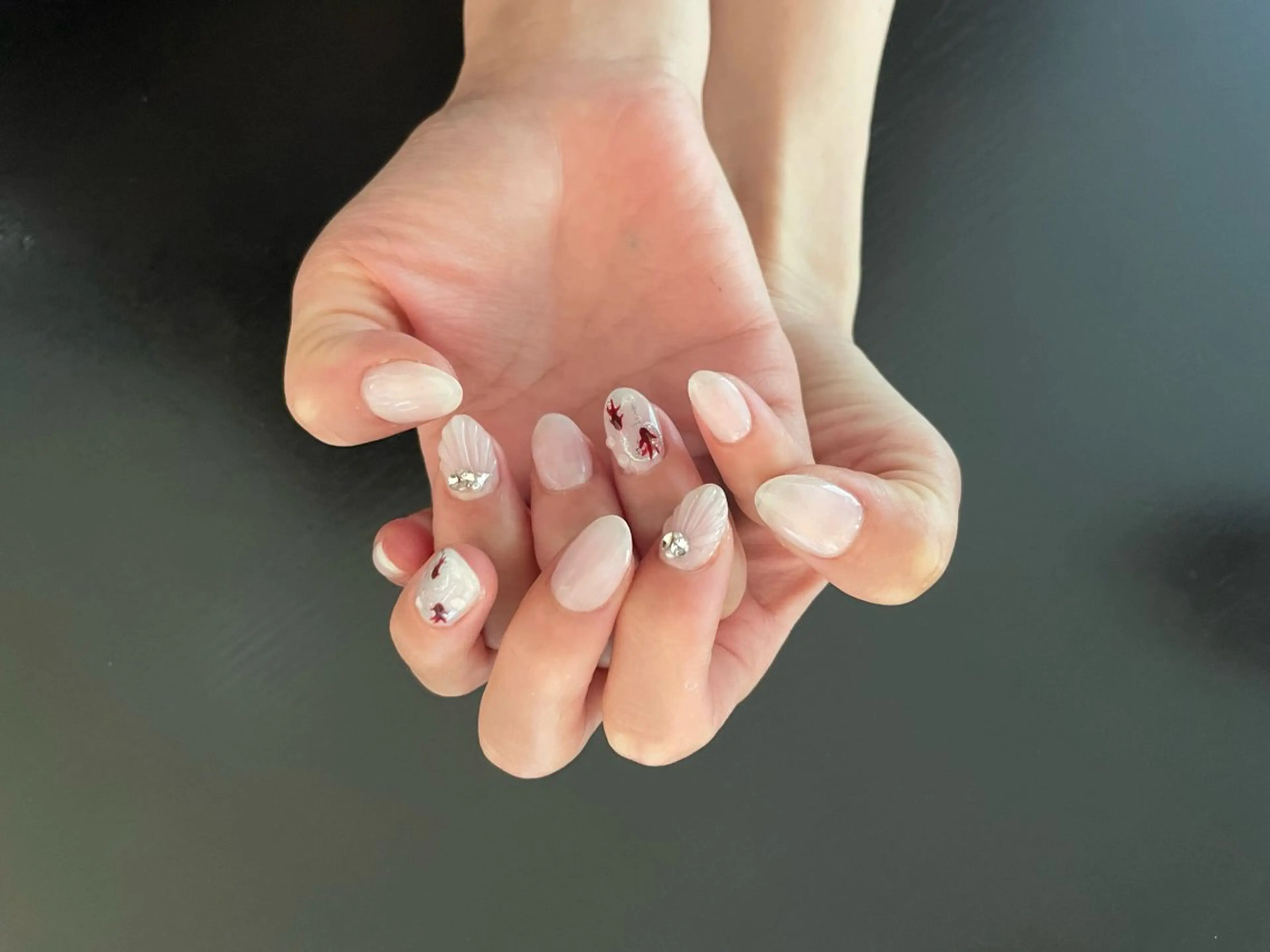 ネイル 丸山 志保のネイルデザイン