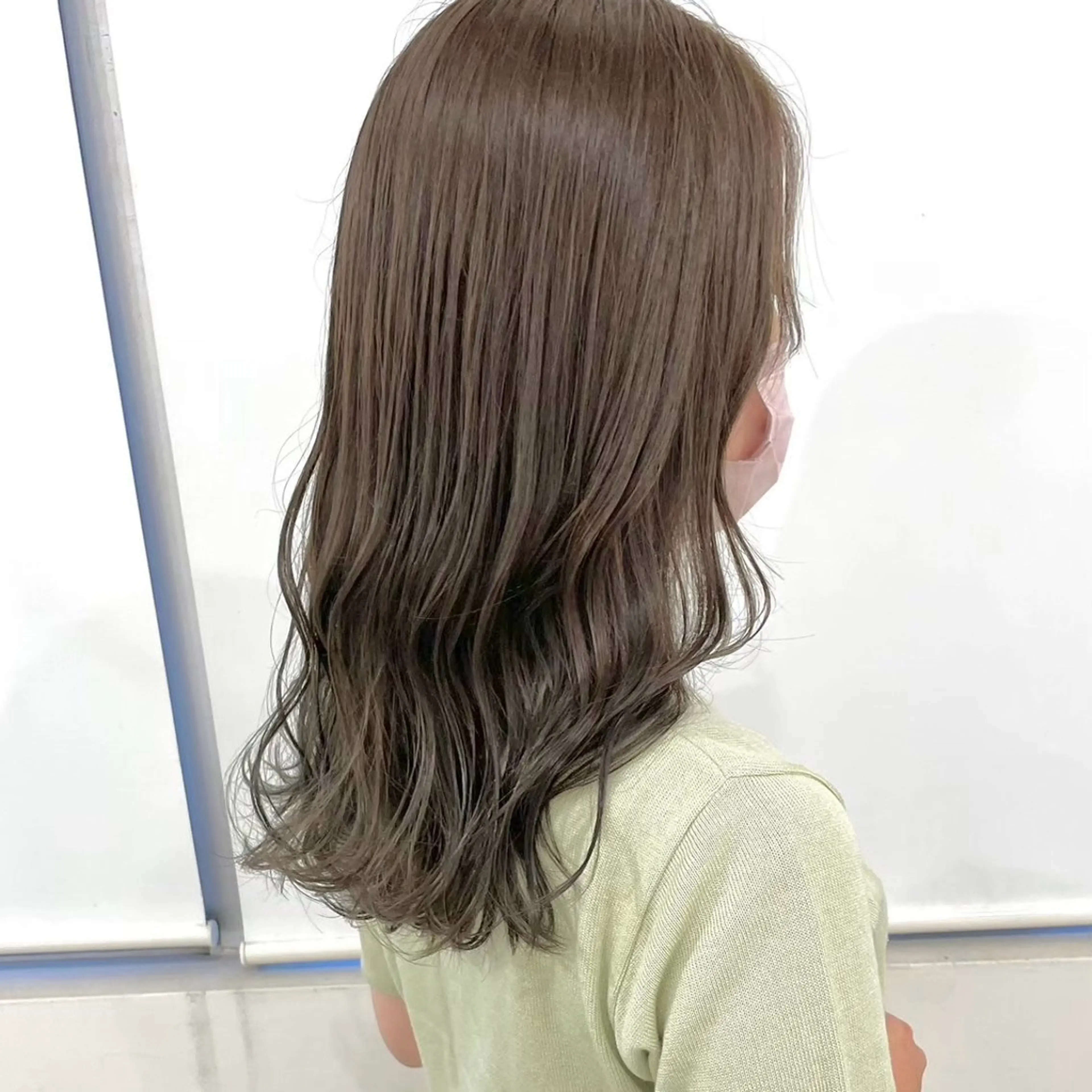 セミロング カラー ヘアカラー ParveMix￤ 大賀さつき🍨🤍のヘアスタイル