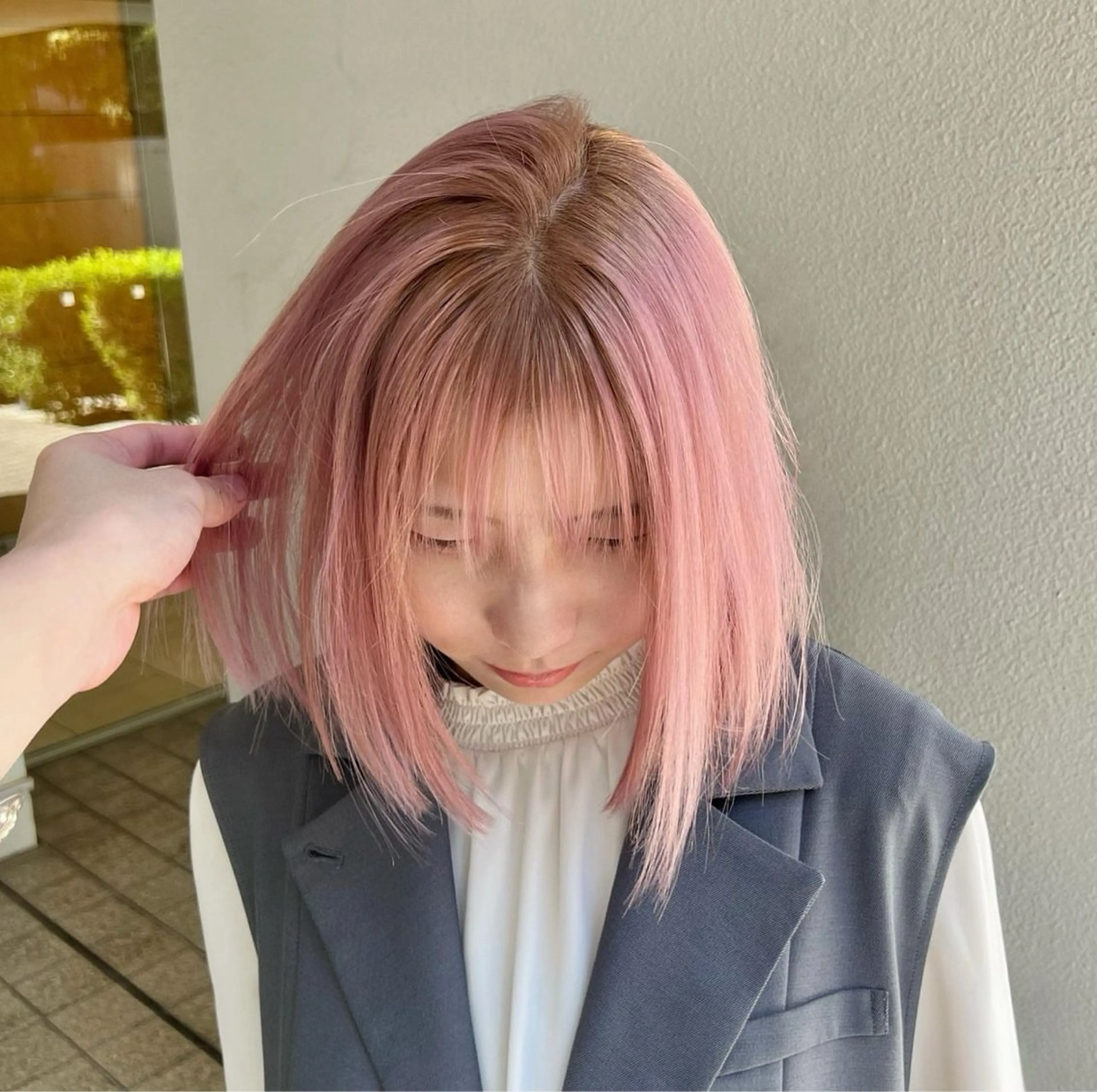 ショート カラー ベージュカラー ピンクカラー カット ヘアカラー ムラ修正💎 艶髪ハイトーン💎のヘアスタイル