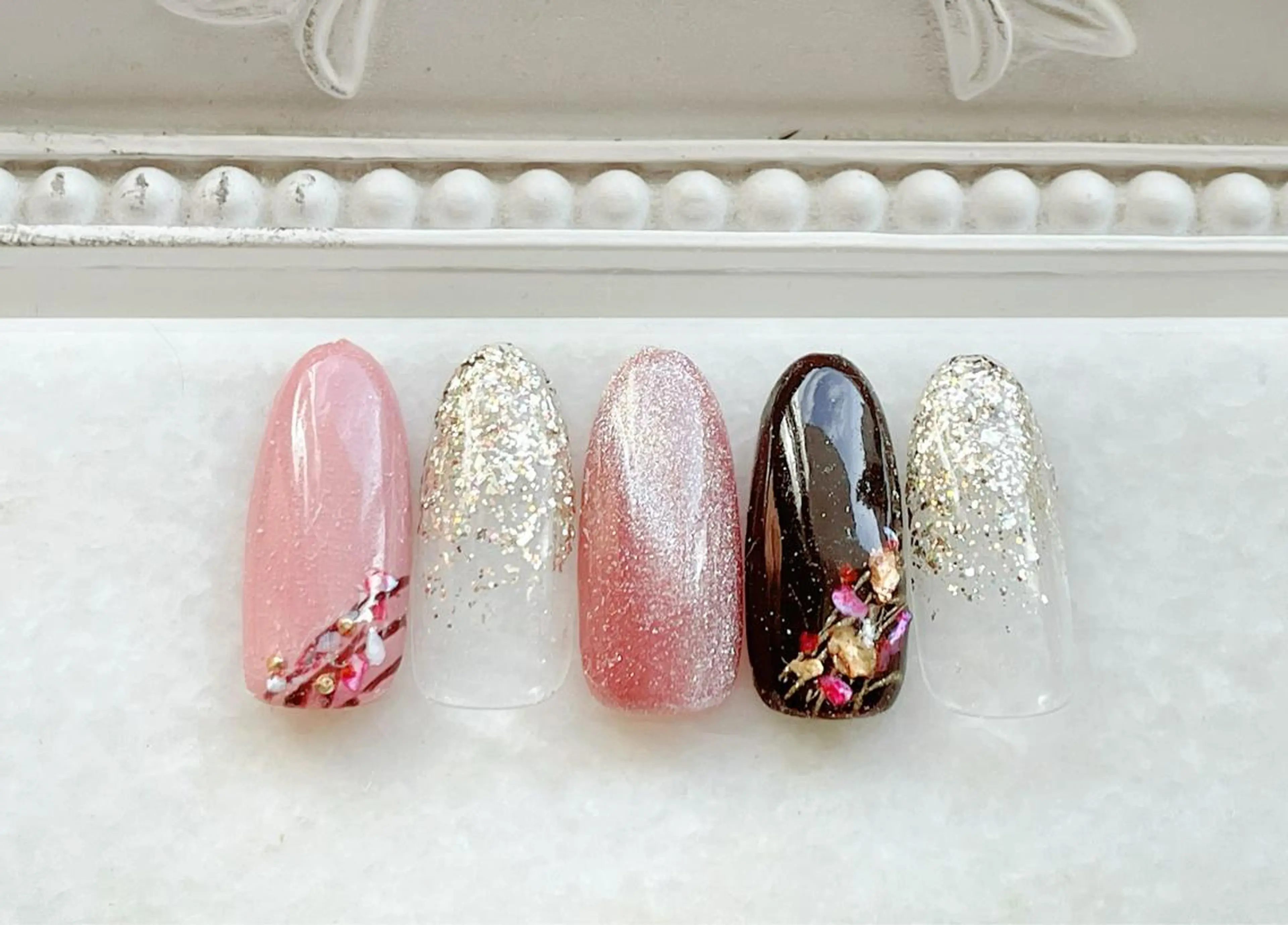 ネイル ジェルネイル マグネットネイル パラジェル バレンタイン ハンドネイル Satomi  のネイルデザイン