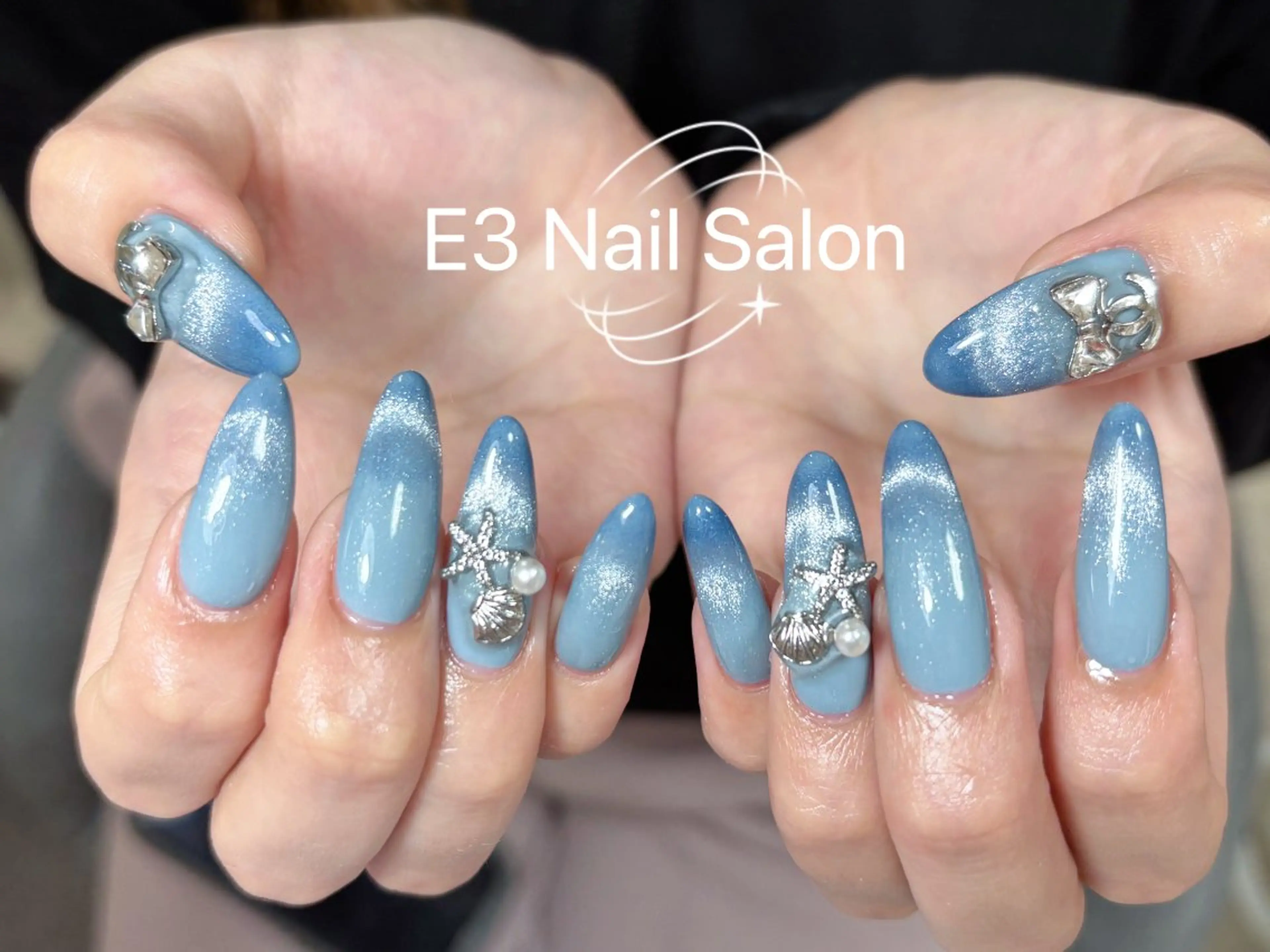 ネイル グラデーション マグネットネイル E3 ナナのネイルデザイン