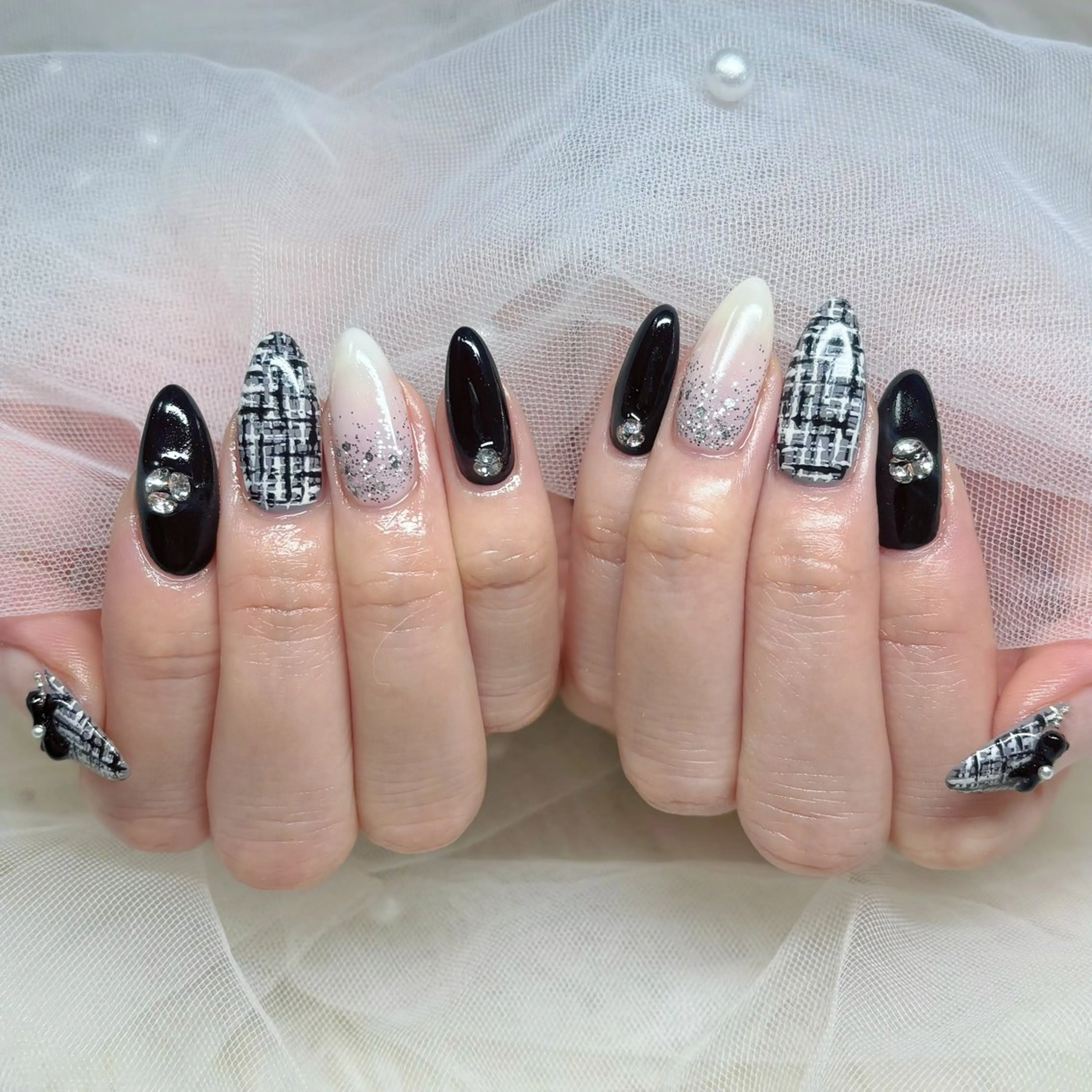 ネイル ツイードネイル ハンドネイル Yuna🩵 RE:N.Nailのネイルデザイン