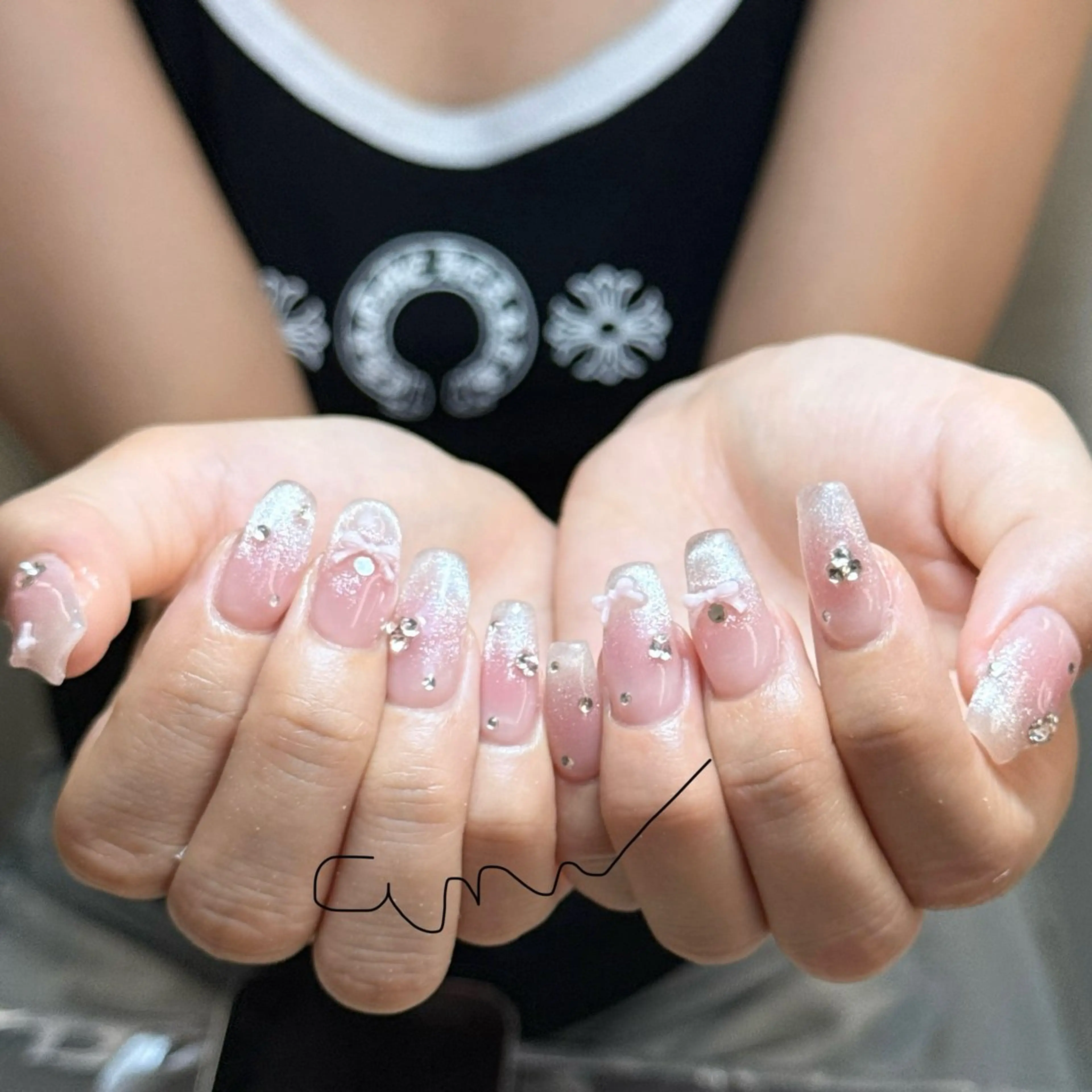 ネイル アートネイル オーロラネイル チークネイル 長さ出し フットネイル ハンドネイル Anh 高田馬場のネイルデザイン