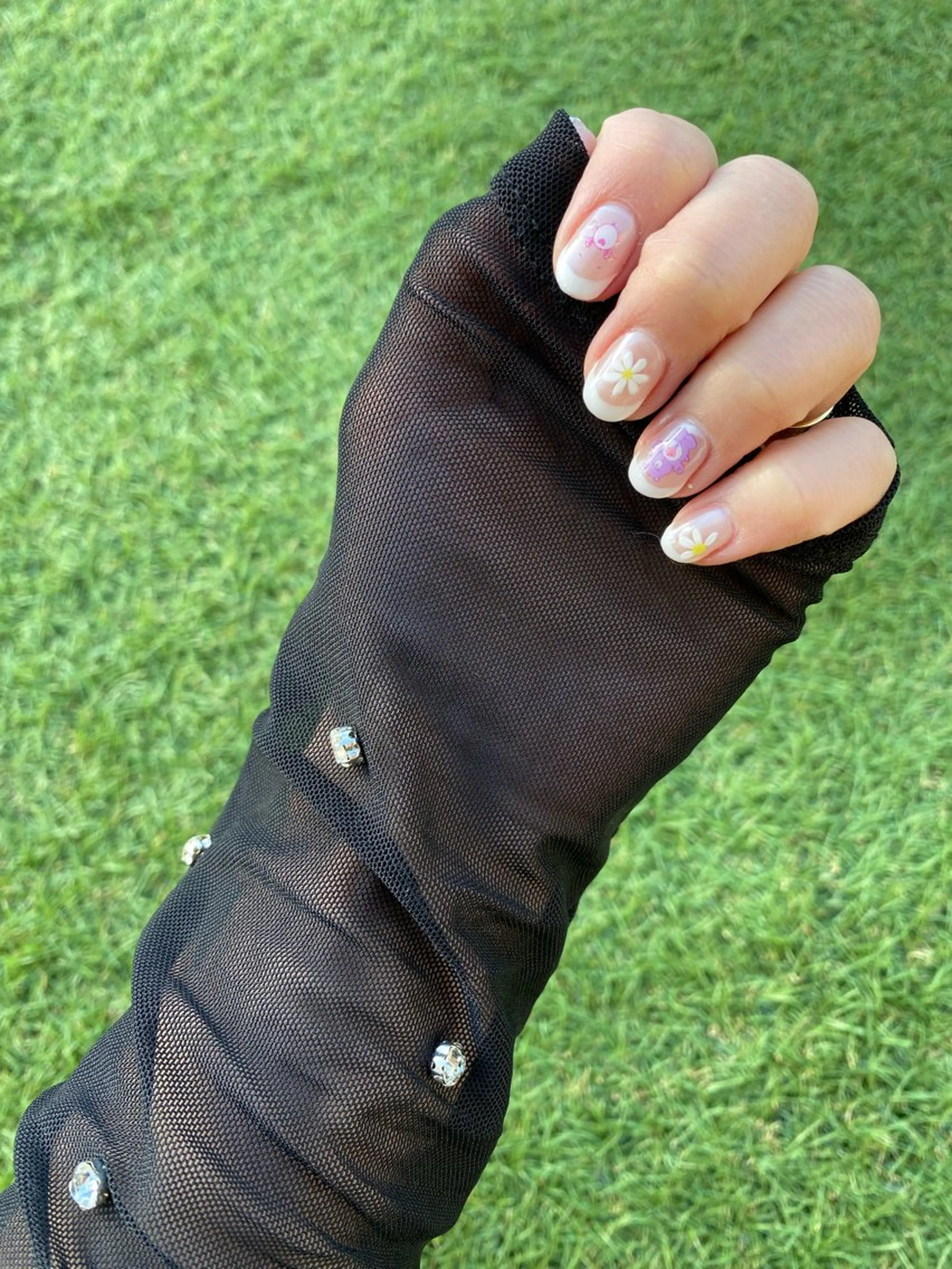 ネイル ハンドネイル デコパーツが得意♪ ネイル/眉毛/エステの眉毛・アイブロウイメージ