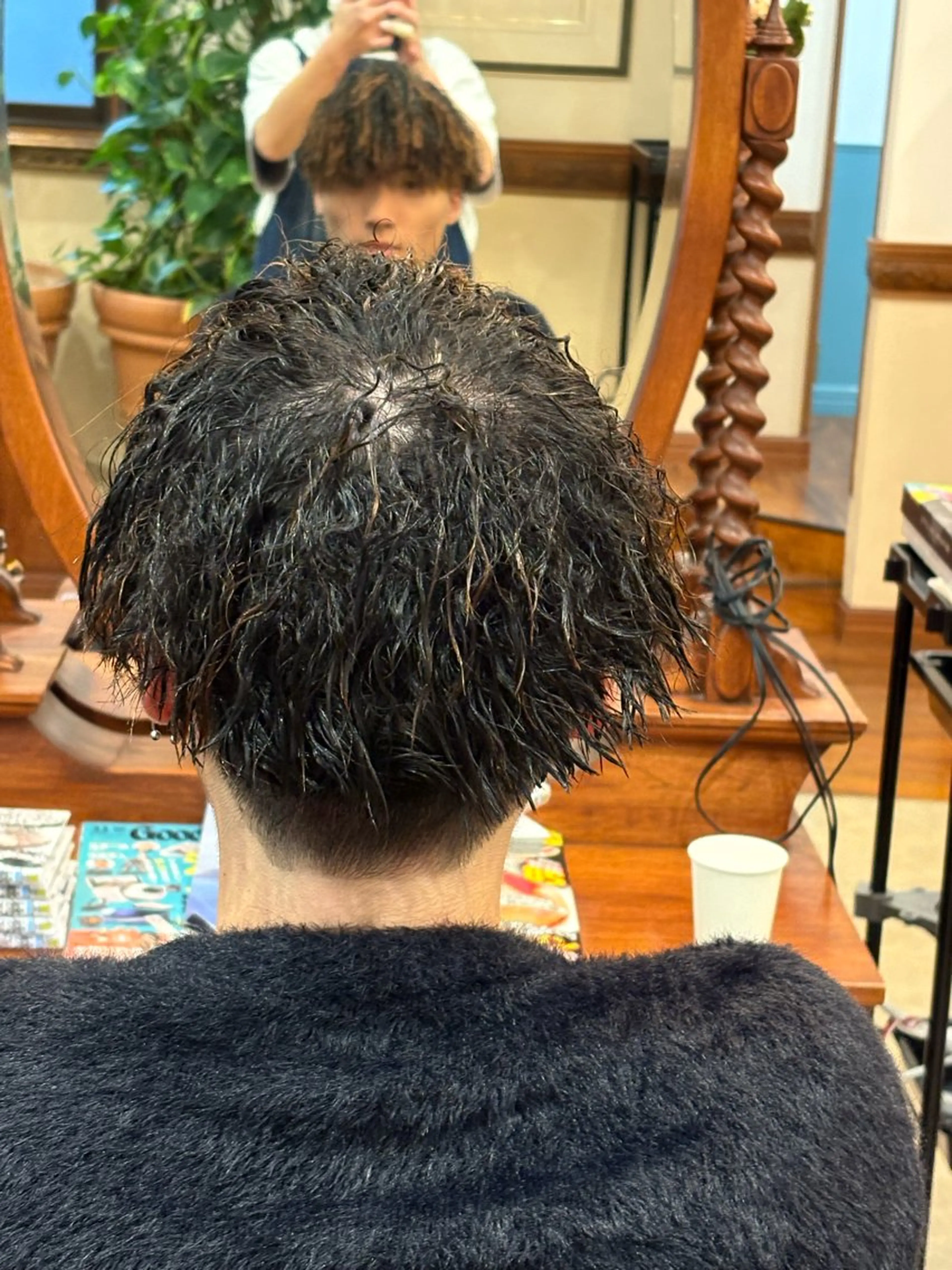 ショート パーマ メンズ メンズパーマ おしゃれ泥棒 石原メンズ特化美容師のヘアスタイル