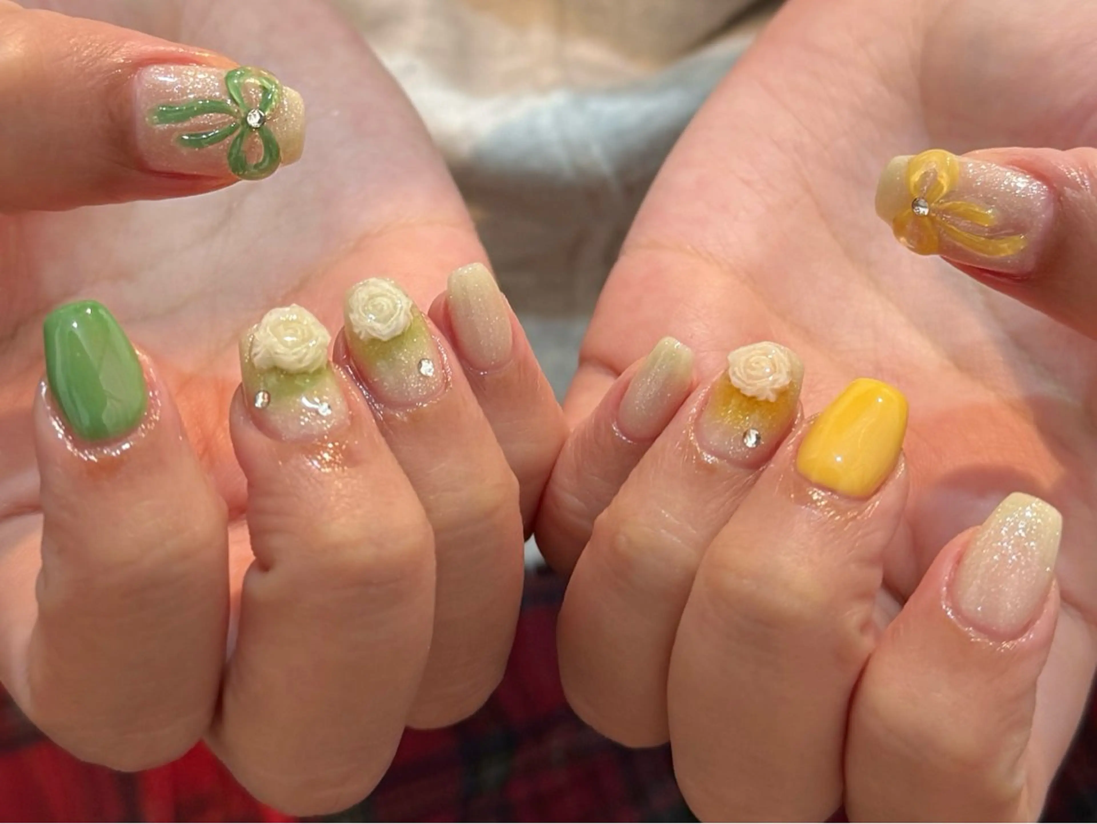 ネイル オーロラネイル 長さ出し フレンチネイル ジェルネイル ガラスフレンチ ハンドネイル Rela・S NAILのネイルデザイン