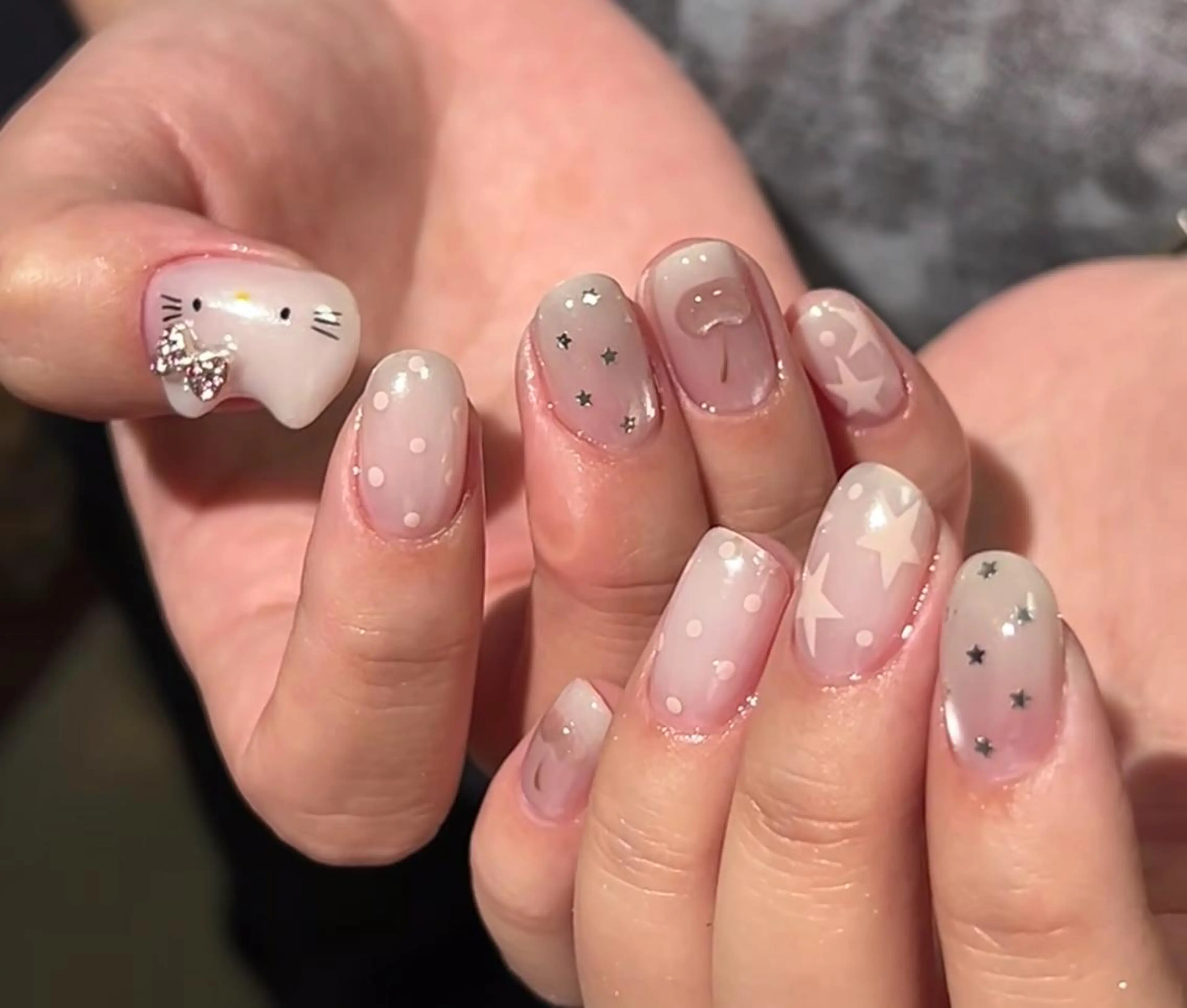 ネイル ハンドネイル エ リのネイルデザイン