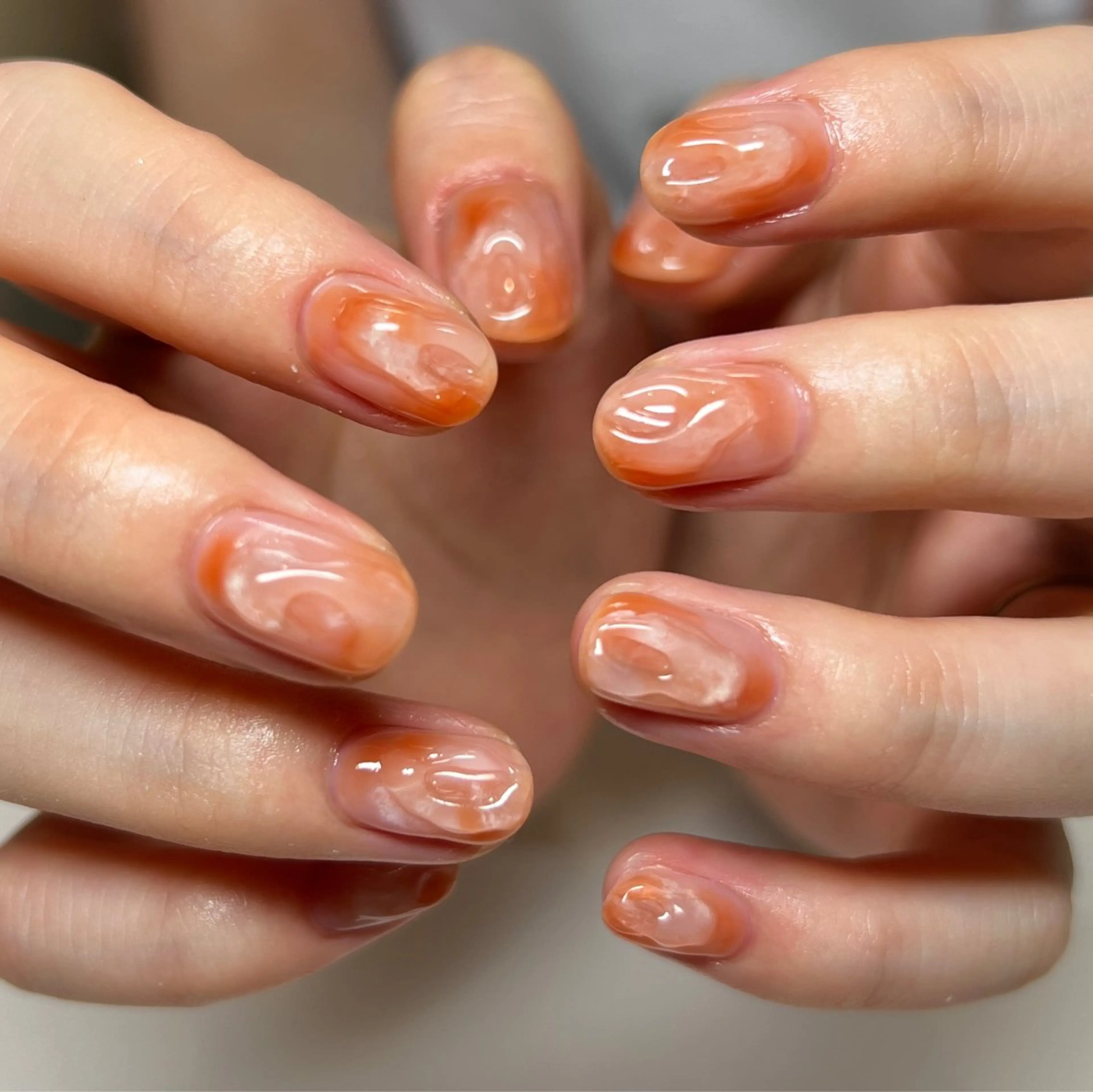 ネイル 持ち込み ニュアンスネイル オフィスネイル ワンカラーネイル オレンジ ハンドネイル REHTOF ｜朝7時Open☀️のネイルデザイン