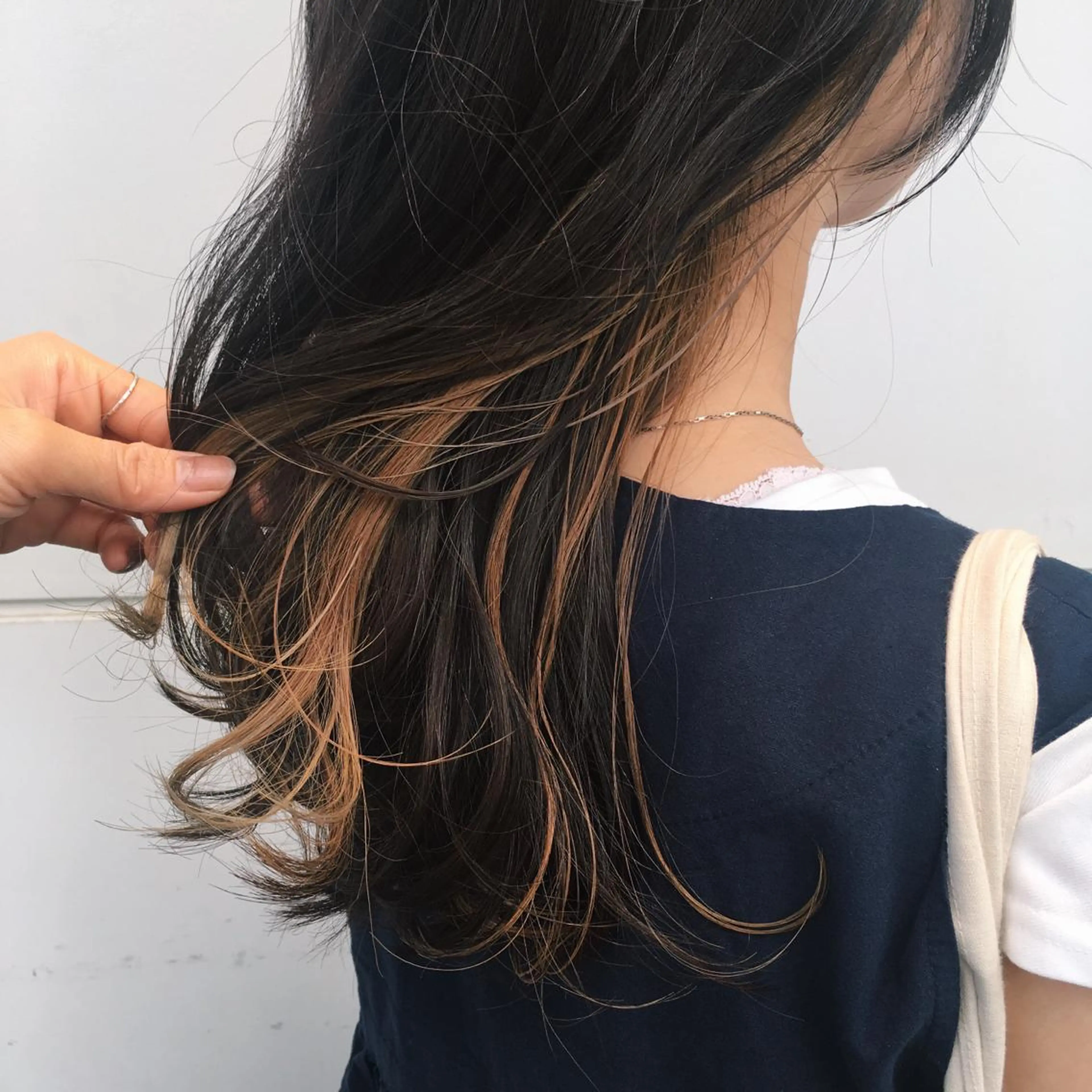 ロング カラー RINA🧤 デザインとボブのヘアスタイル