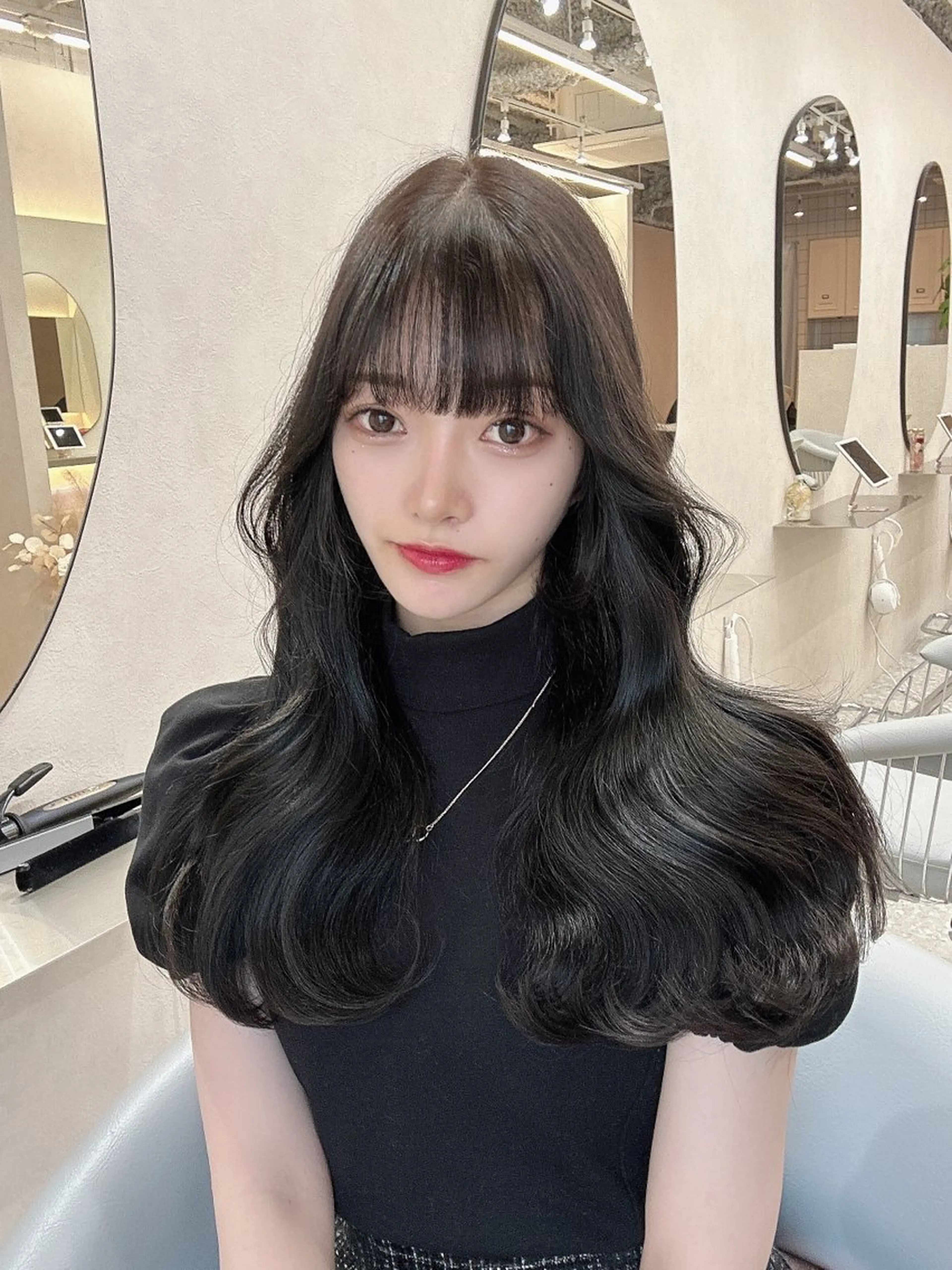 お出かけ前に💖韓国風顔まわりカット+1stepTR+韓国風コテ巻きの写真