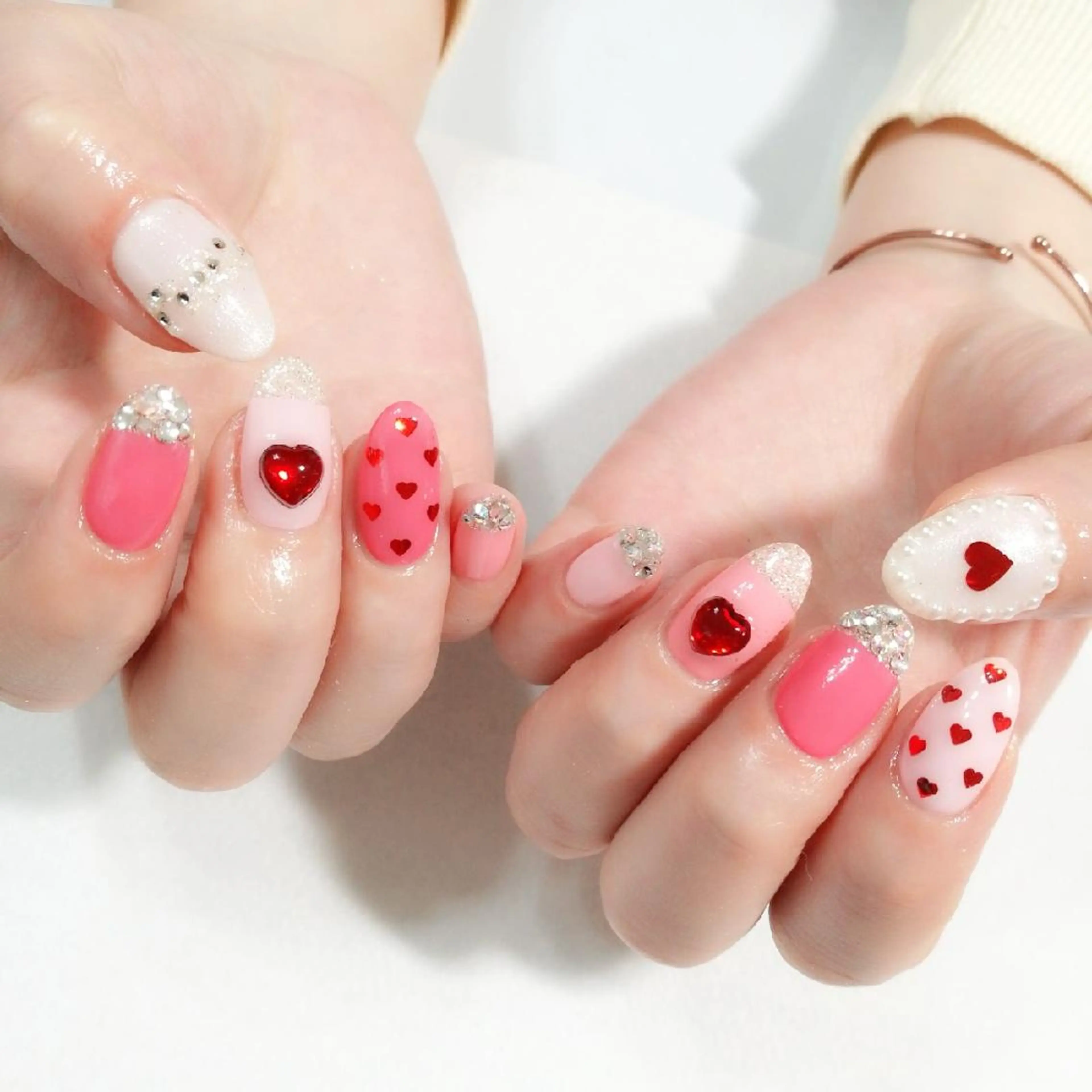 ネイル ハンドネイル フットネイル VIOLUS所属・VIOLUS 関目のネイルデザイン