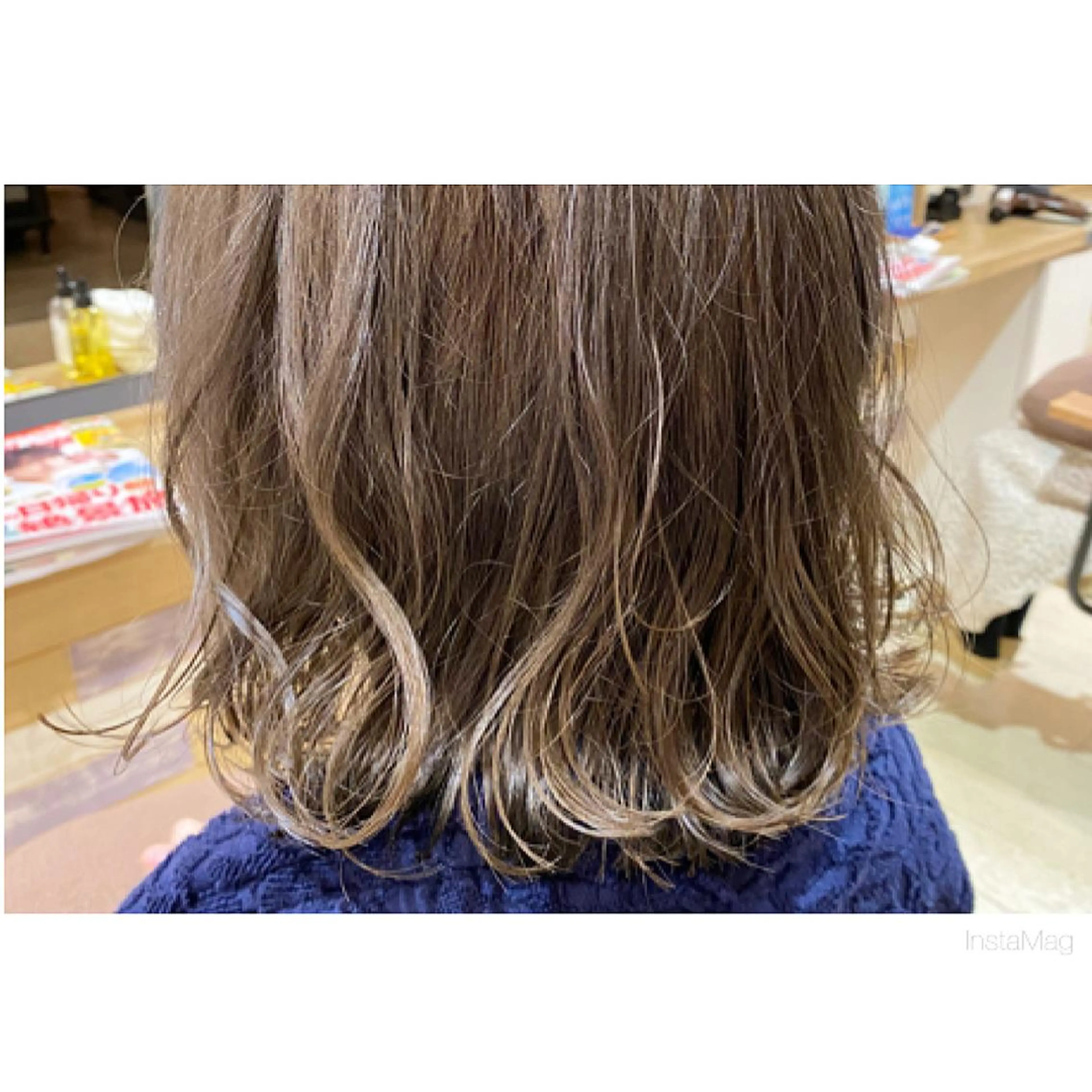 ミディアム カット ヘアカラー 岩間 香純のヘアスタイル