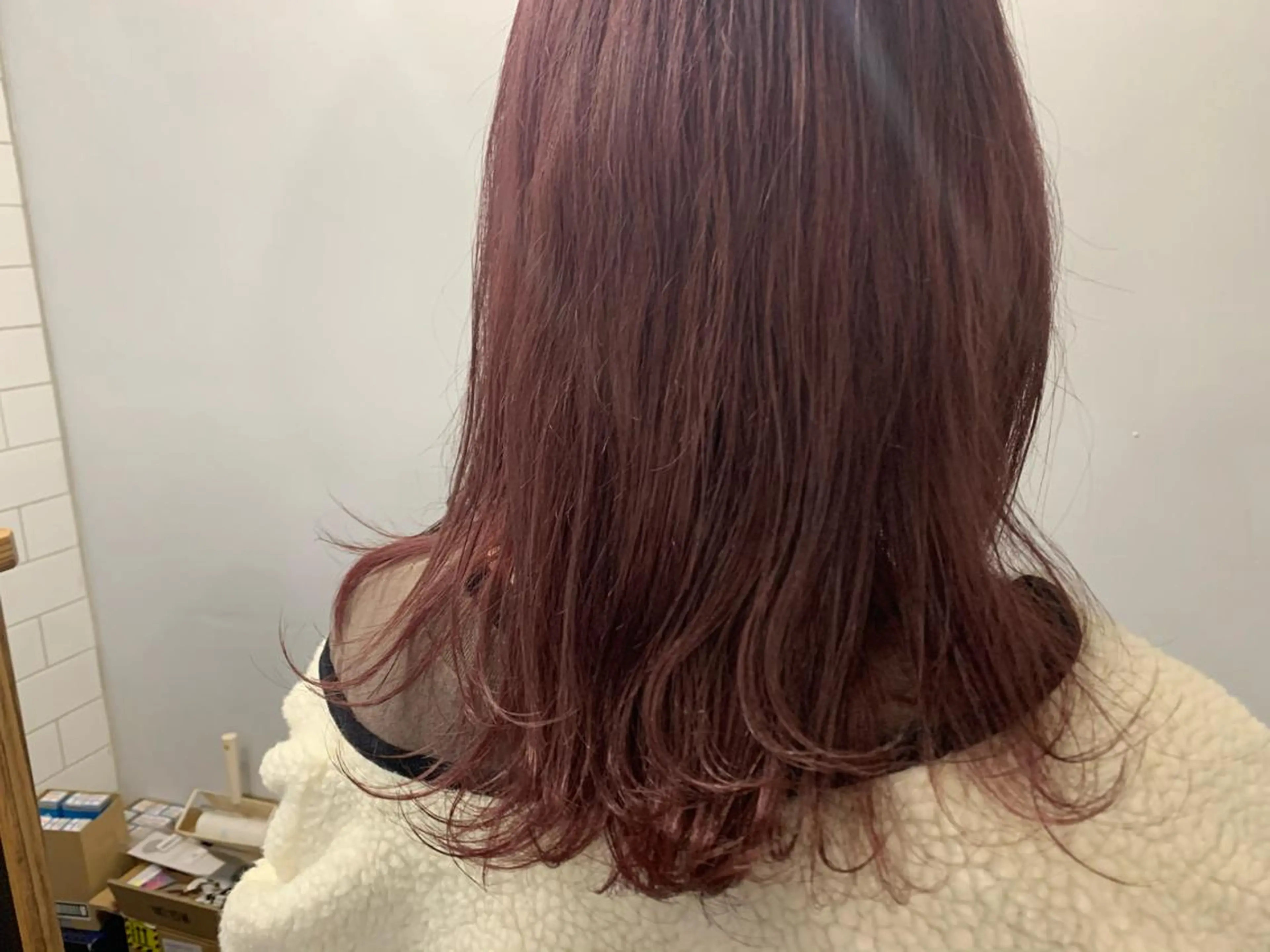 ミディアム 舘谷 愛莉のヘアスタイル