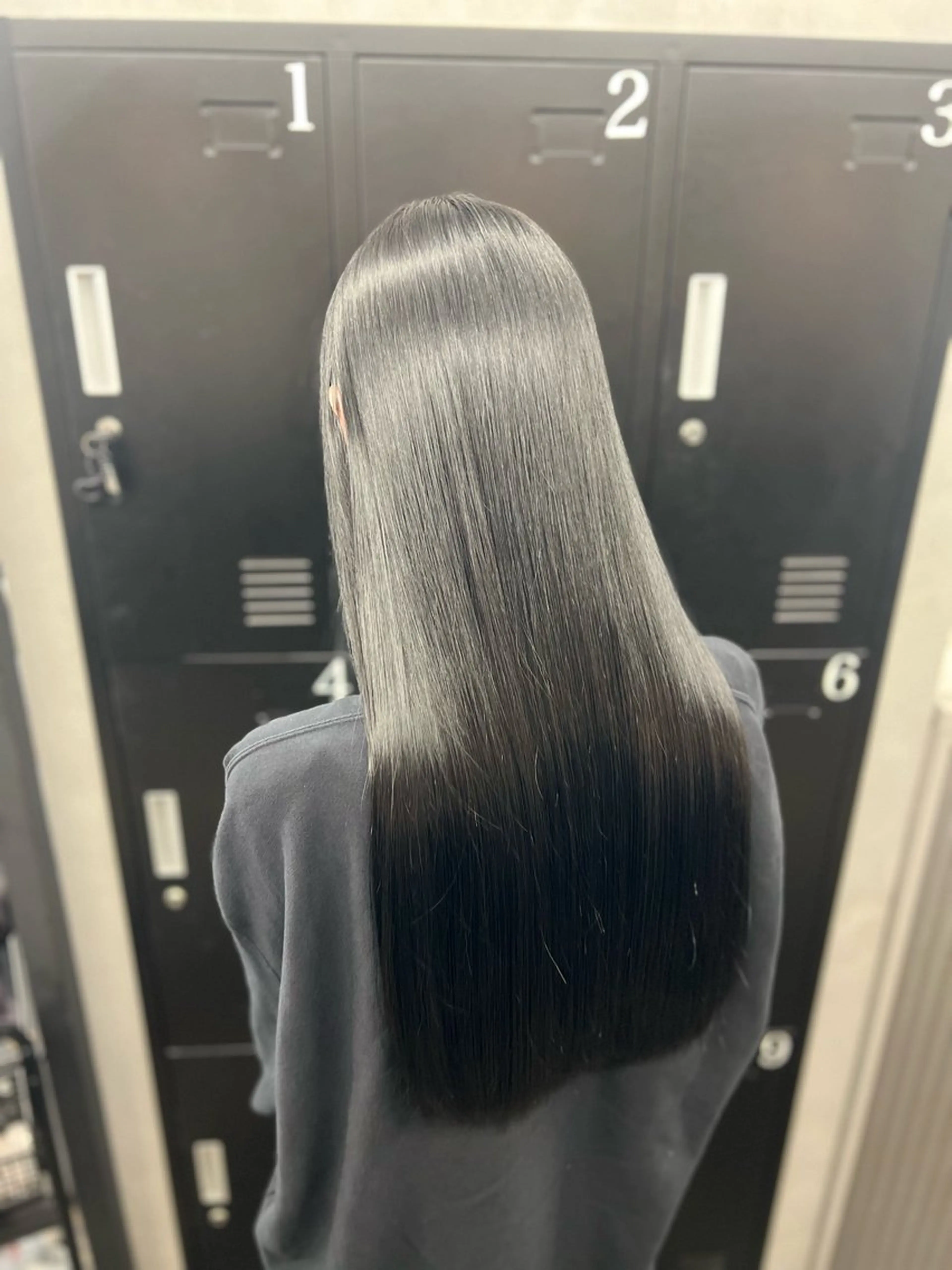 【ご新規様限定🩷】カット+透明感イルミナカラ－＋内部補修tr💙💜の写真