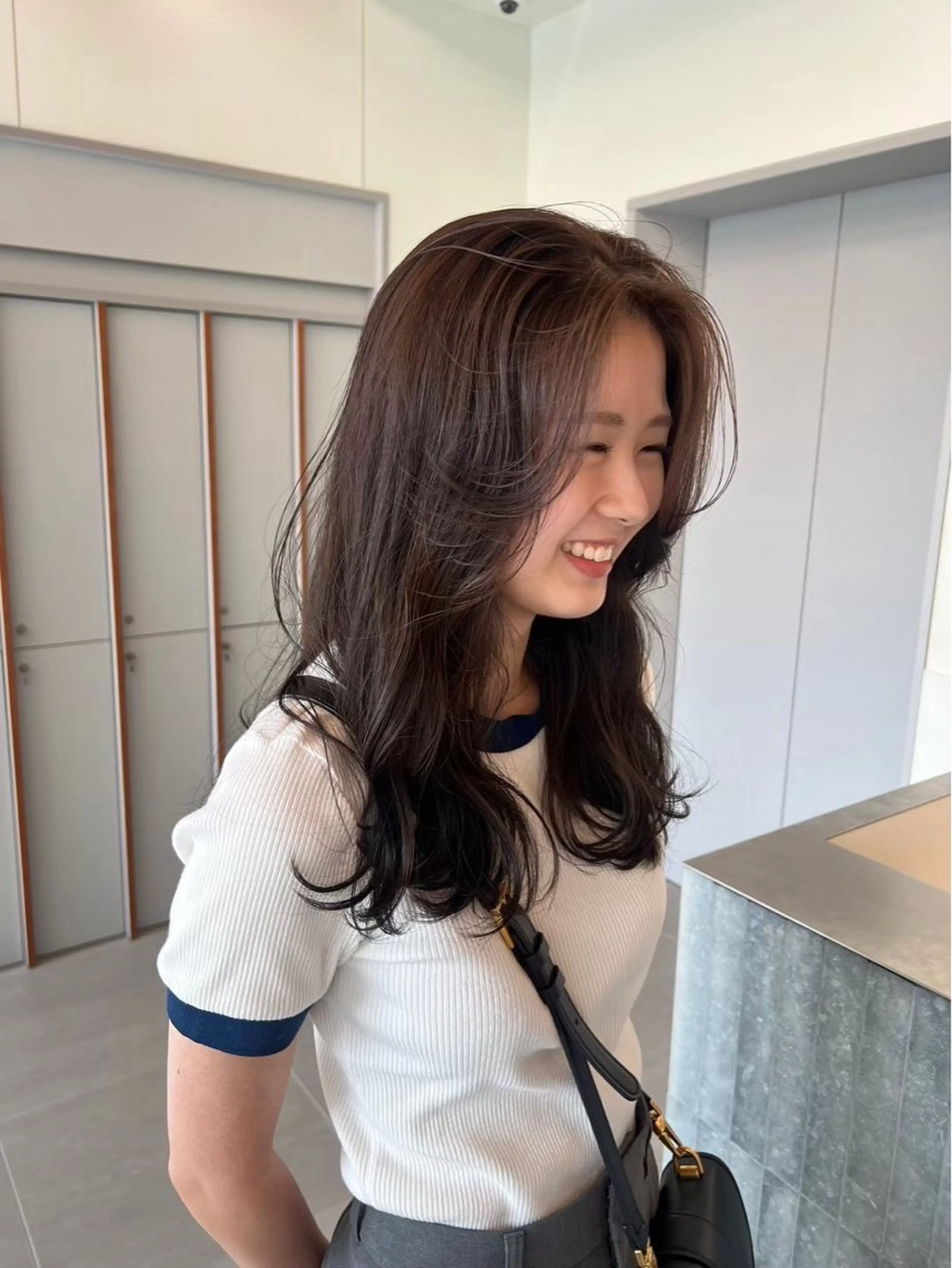 ロング 💡レイヤーカット/ グレージュ松本隼人のヘアスタイル