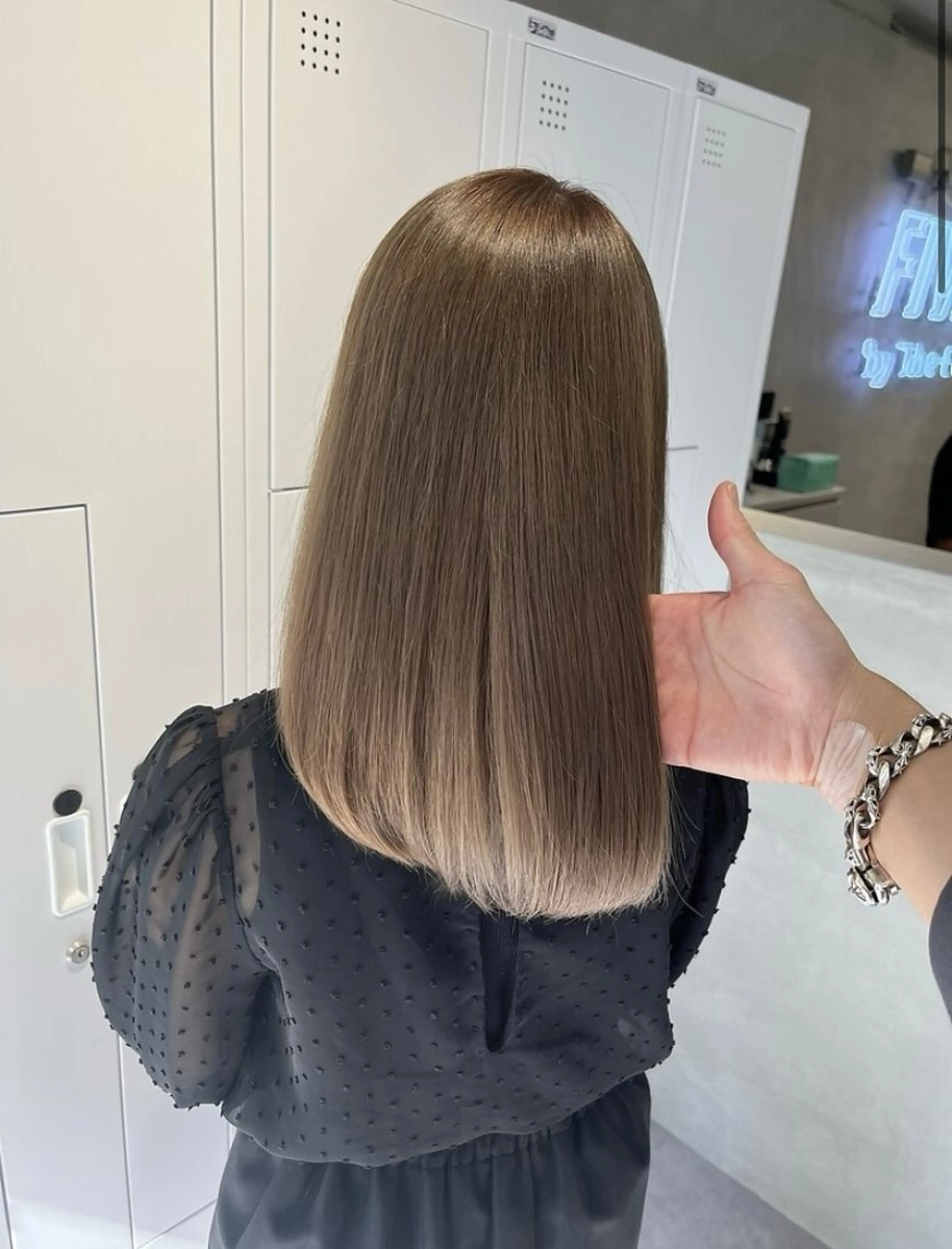 ミディアム カラー ハイトーン/北堀江 💎Shoseiのヘアスタイル