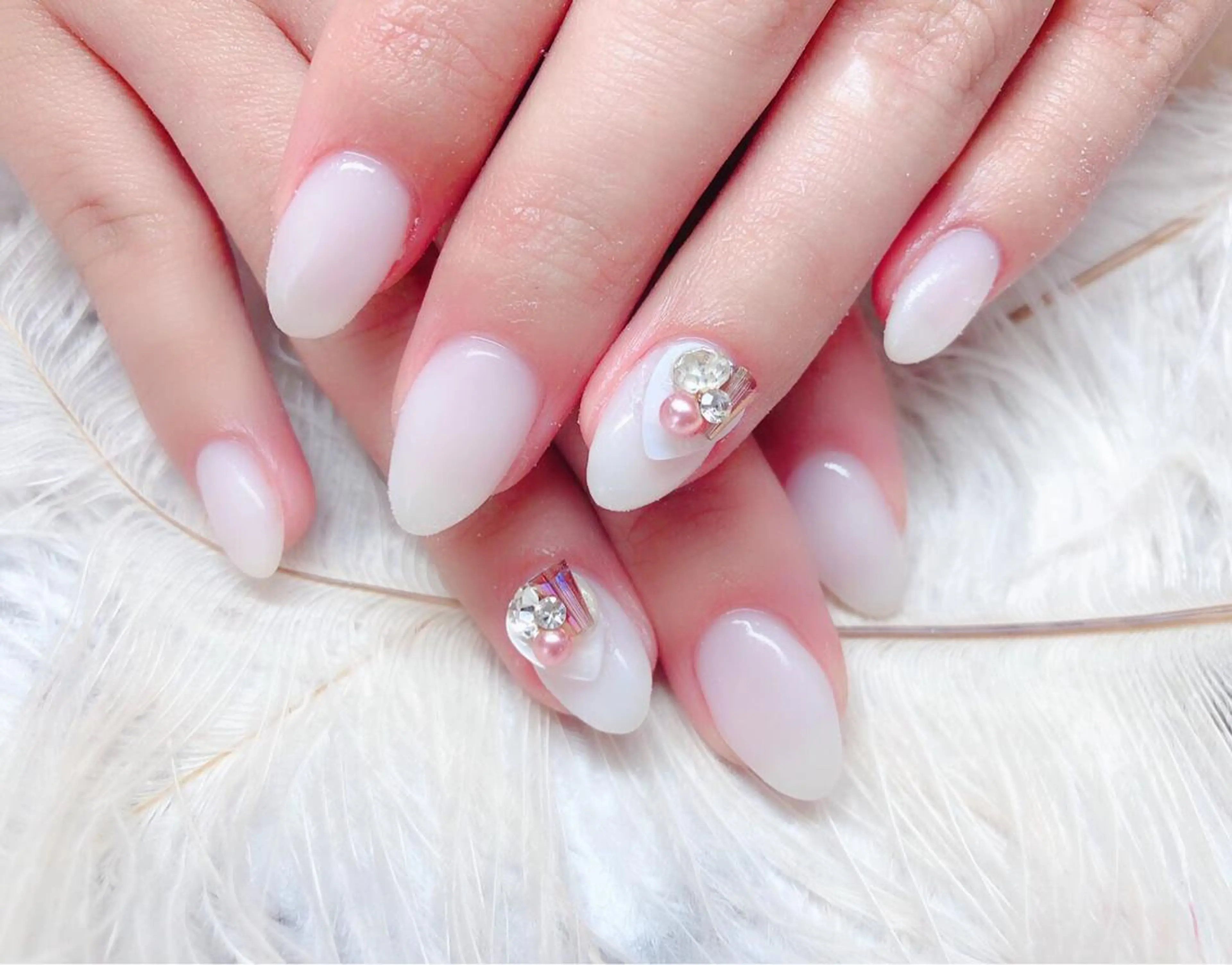 ネイル マジックミラー所属・マジック ミラーのネイルデザイン