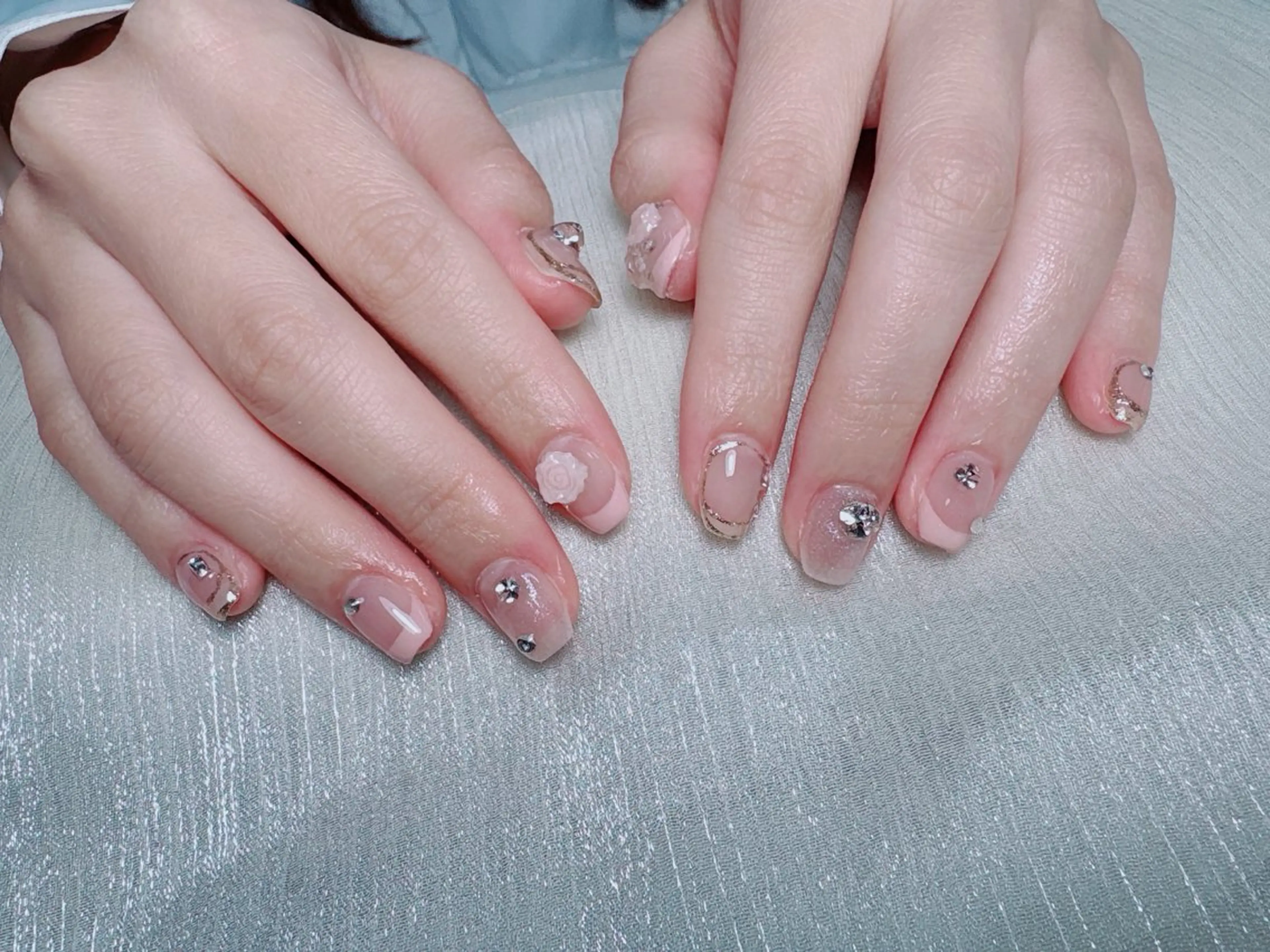 ネイル チークネイル フレンチネイル 韓国ネイル マグネットネイル ニュアンスネイル ハンドネイル Yuxi Beauty salon 【ユーシィー ビューティ サロン】所属・ユーシーネイルサロン 池田公園店のネイルデザイン