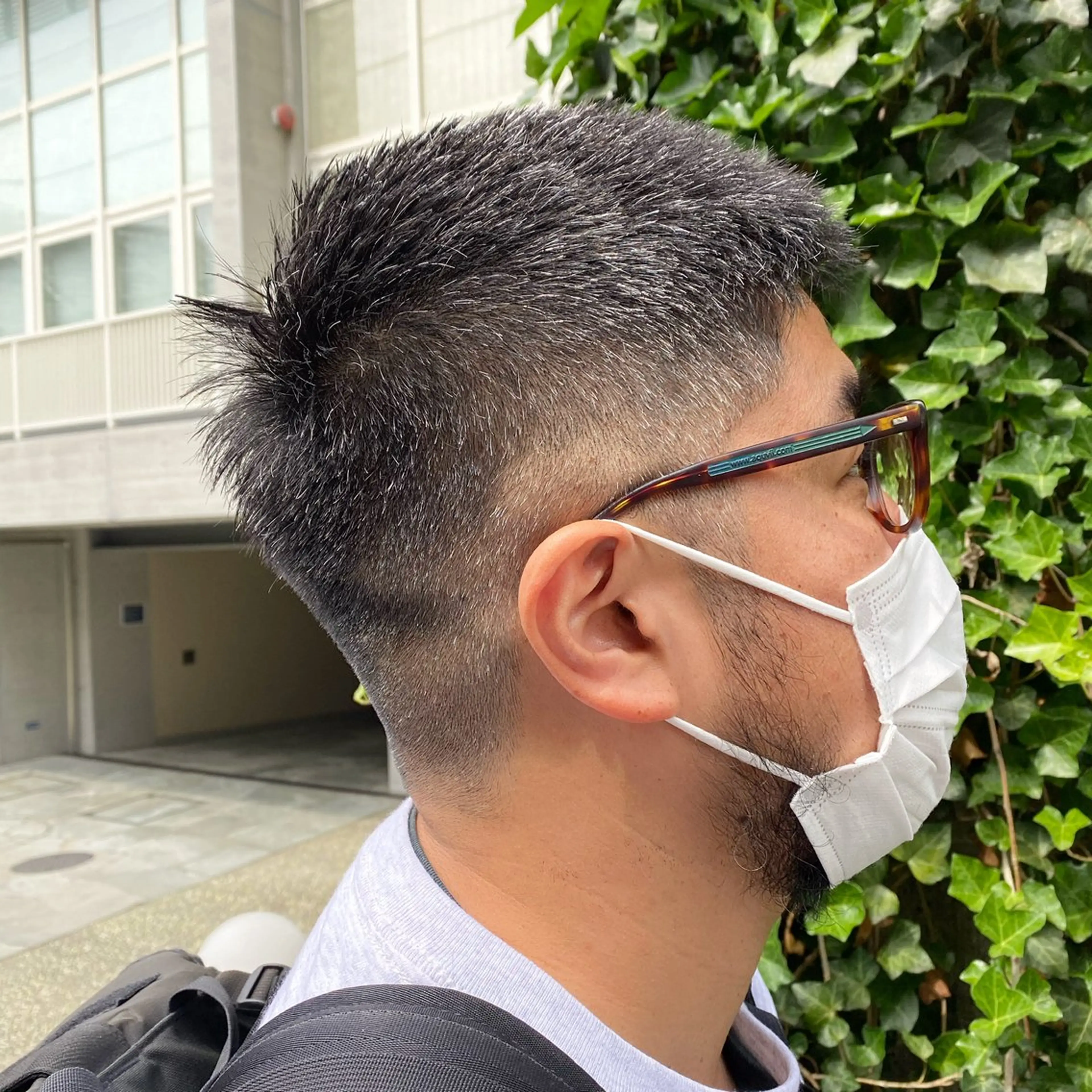 ショート メンズ フェードカット メンズパーマ ジンのヘアスタイル