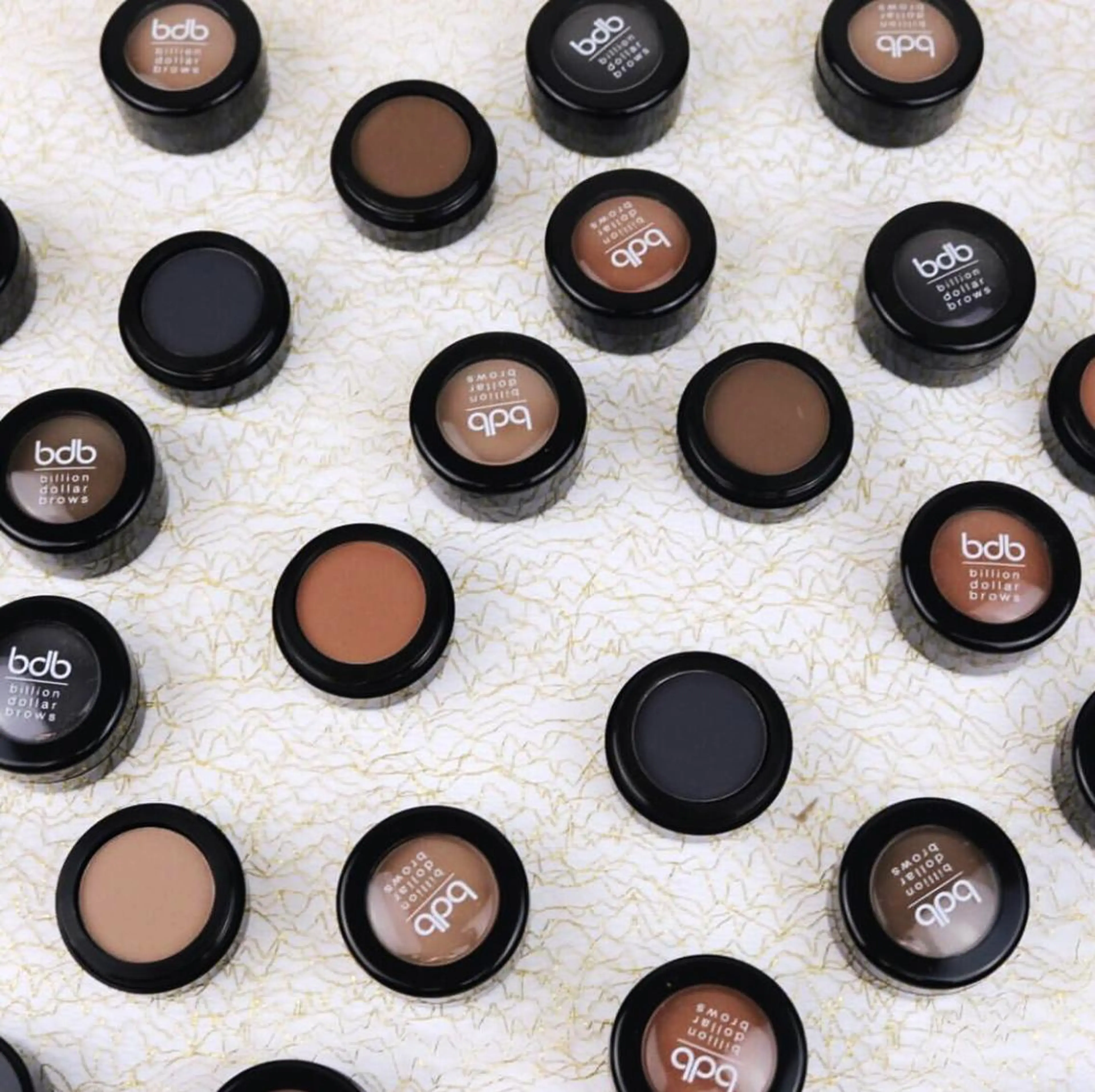 マツエク・マツパ BLUE EYES Yusukeの眉毛・アイブロウイメージ