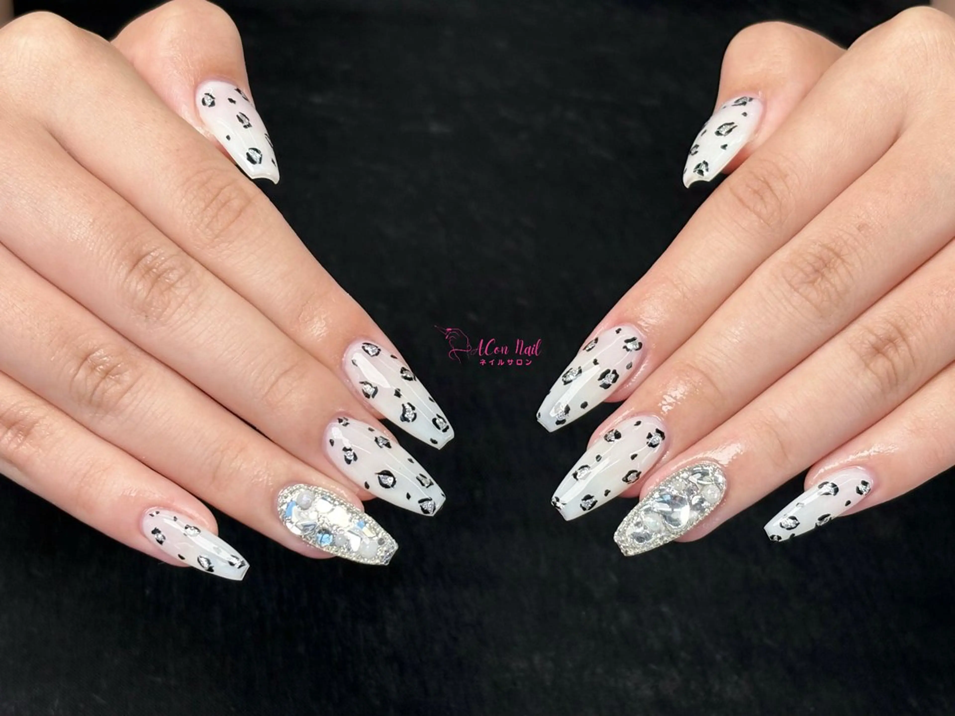 ネイル 桜ネイル 長さ出し フラワーネイル フレンチネイル ジェルネイル ハンドネイル AConNailSalon所属・ACon NailSalonのネイルデザイン