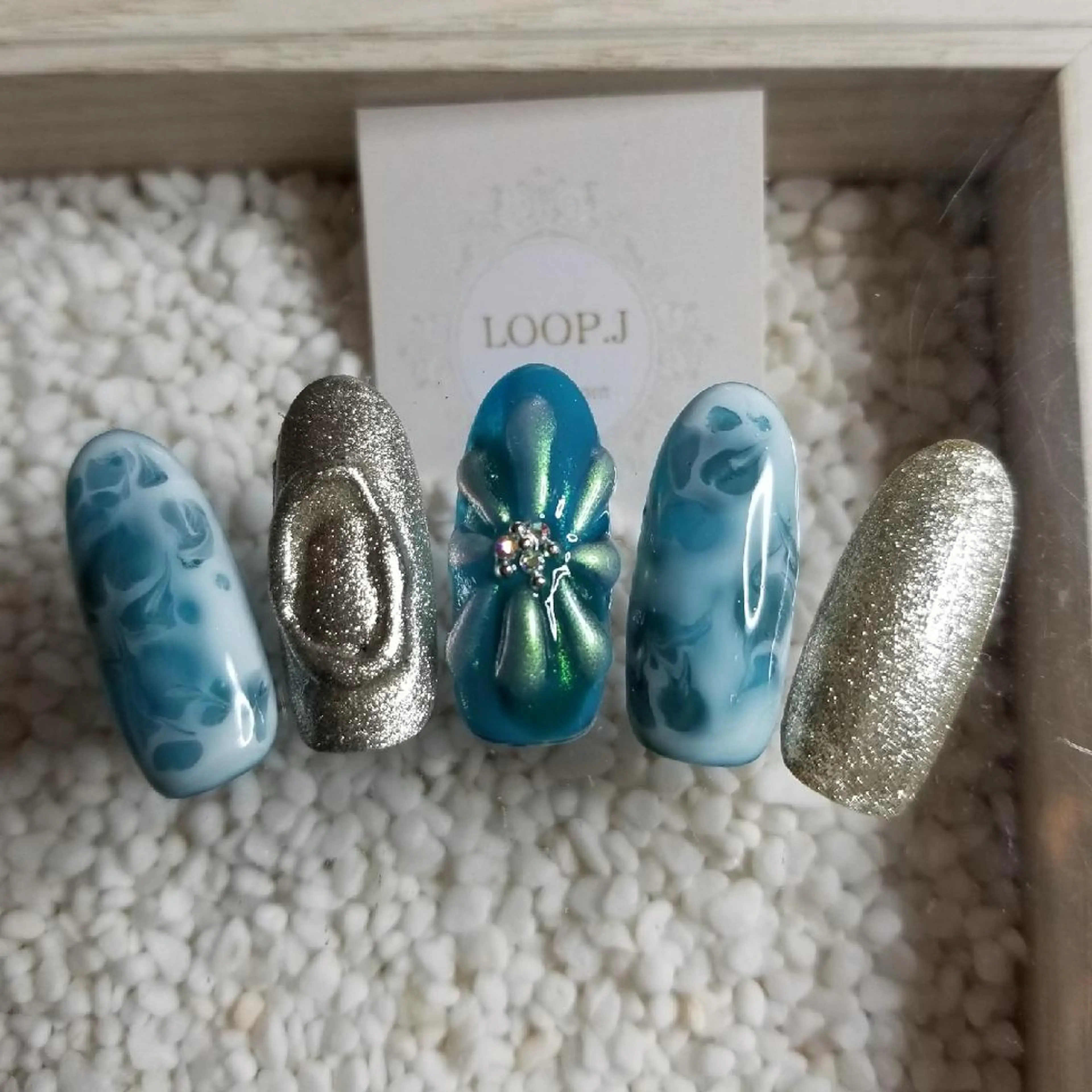 ネイル ハンドネイル おおくぼ めぐみのネイルデザイン