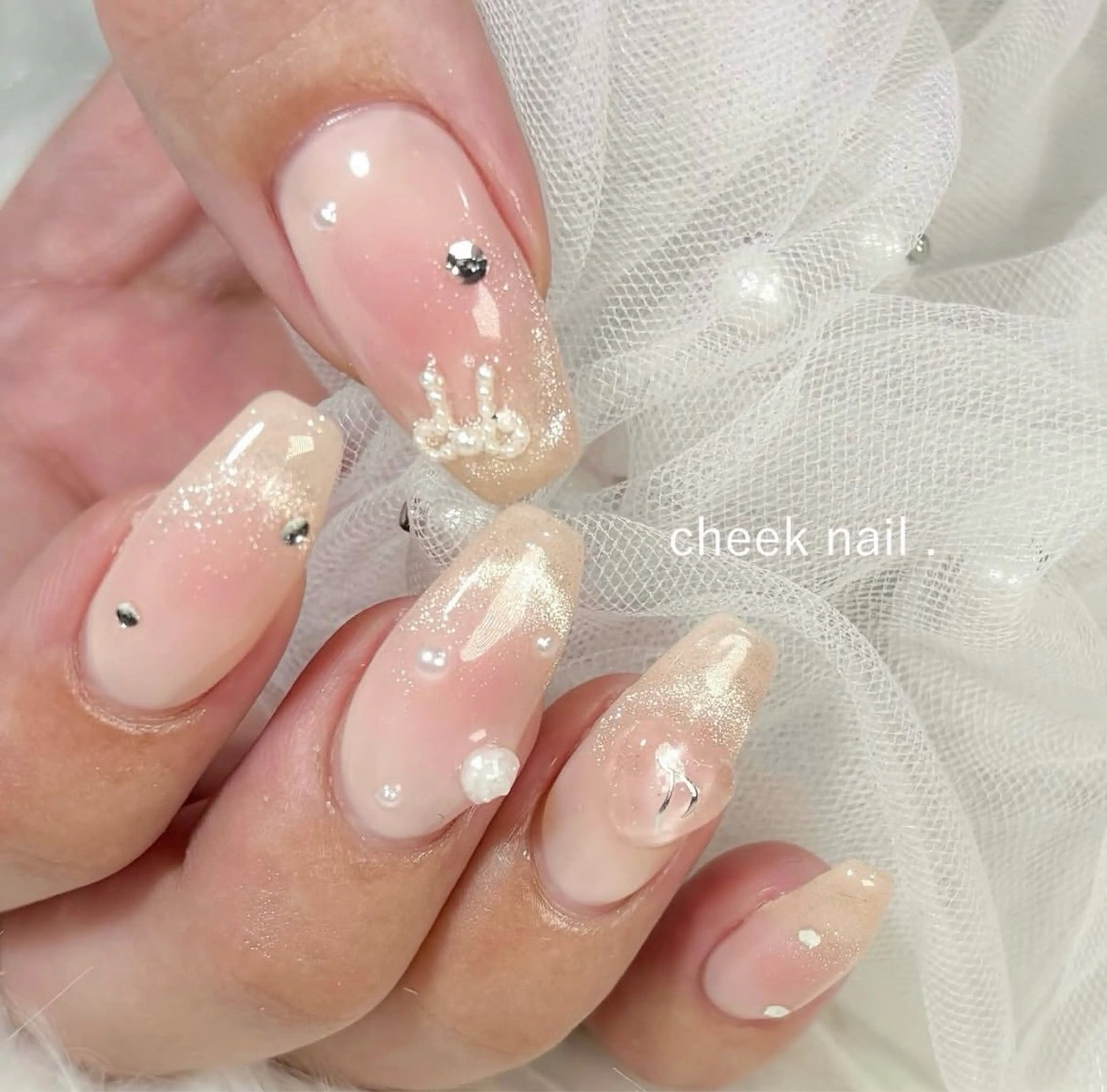 ネイル ハンドネイル emure. .のネイルデザイン