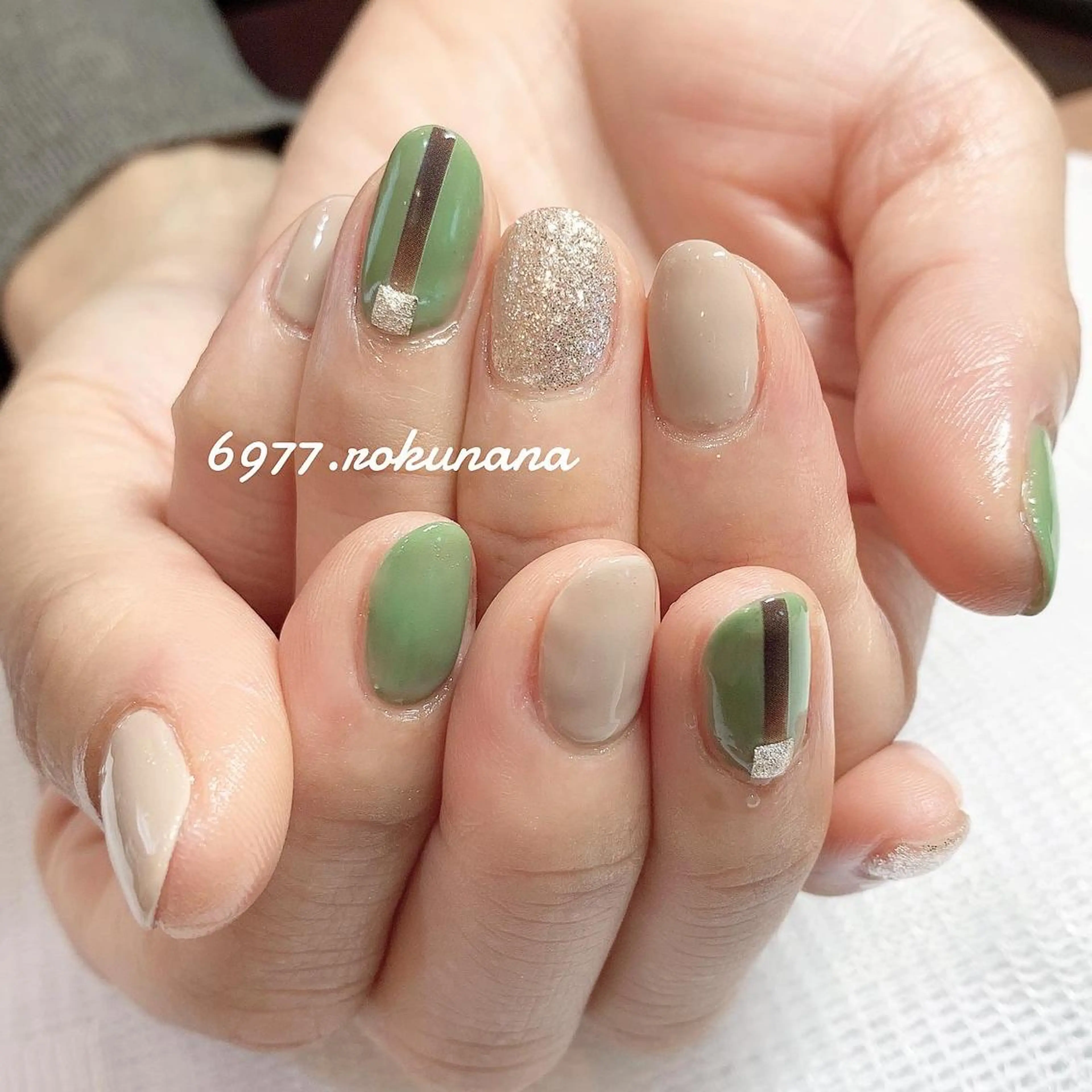 ネイル rokunana 佐野のネイルデザイン