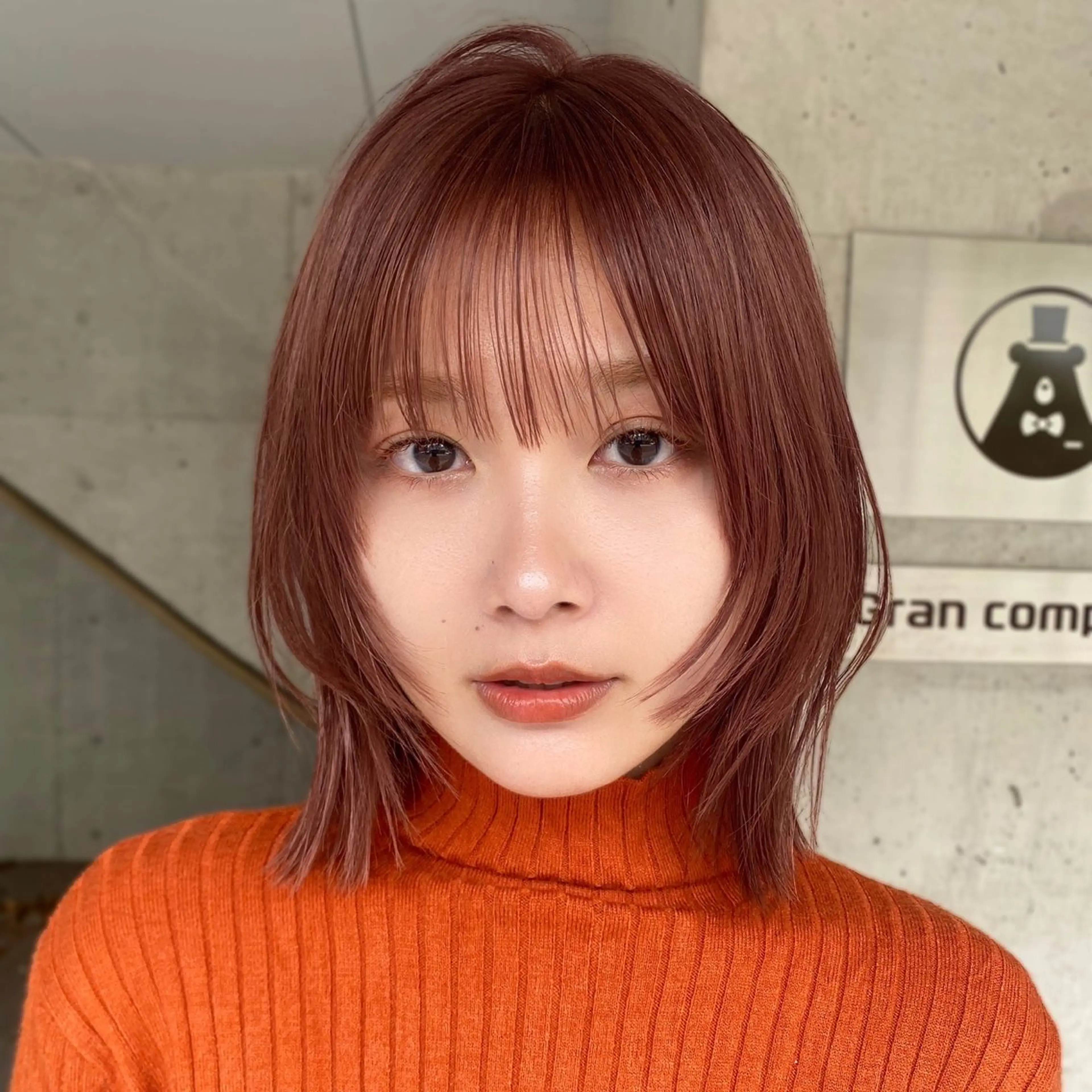 ミディアム カラー ボブ 顔まわりレイヤー レイヤーカット 似合わせカット カット ヘアカラー トリートメント shiori/暖色/ レイヤー/似合わせのヘアスタイル