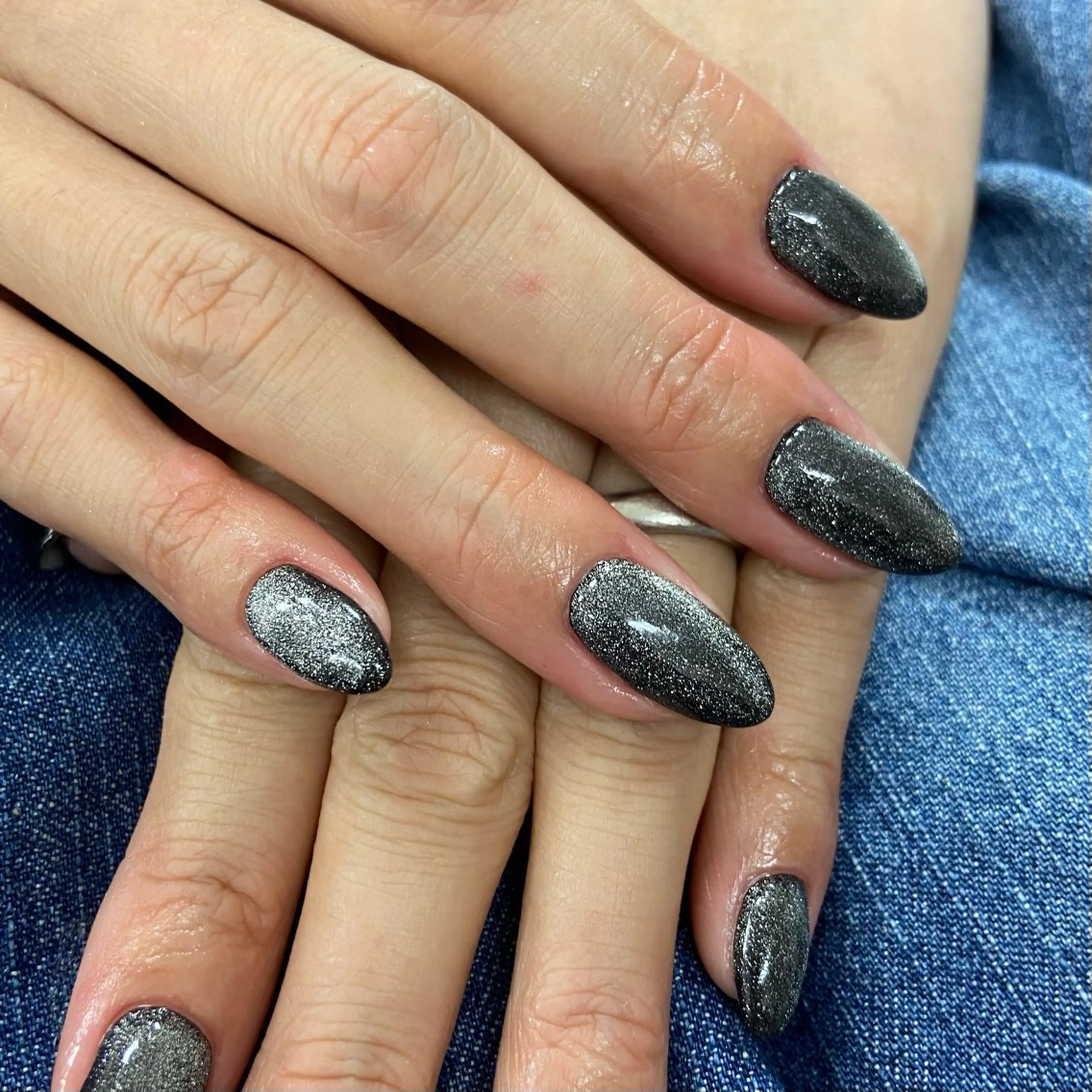 ネイル マグネットネイル ミラーネイル Ouja Nail Academy所属・HINAKO💫 Ouja groupのネイルデザイン