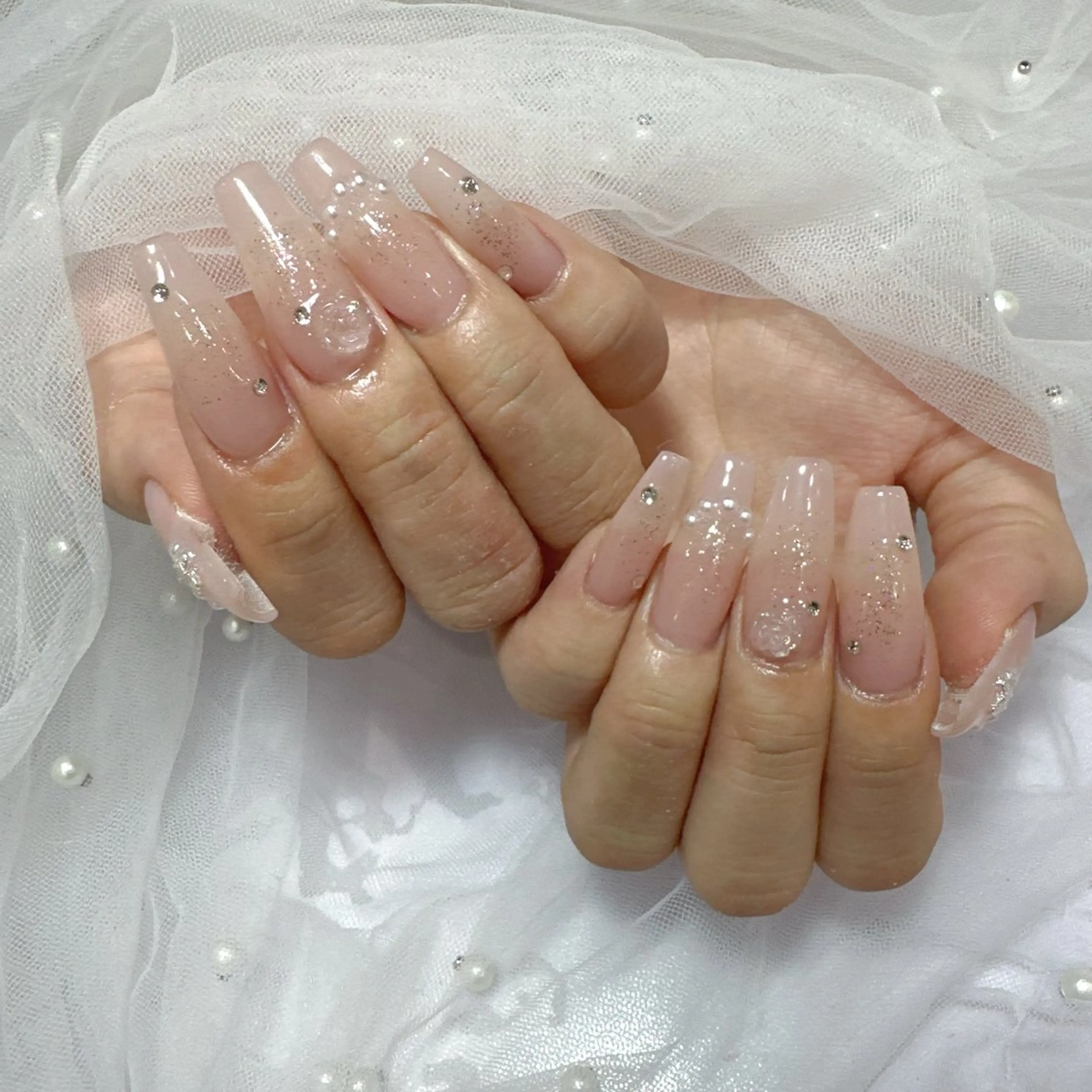 ネイル アートネイル フラッシュネイル フレンチネイル ジェルネイル ガラスフレンチ ハンドネイル You&Me Miyuのネイルデザイン