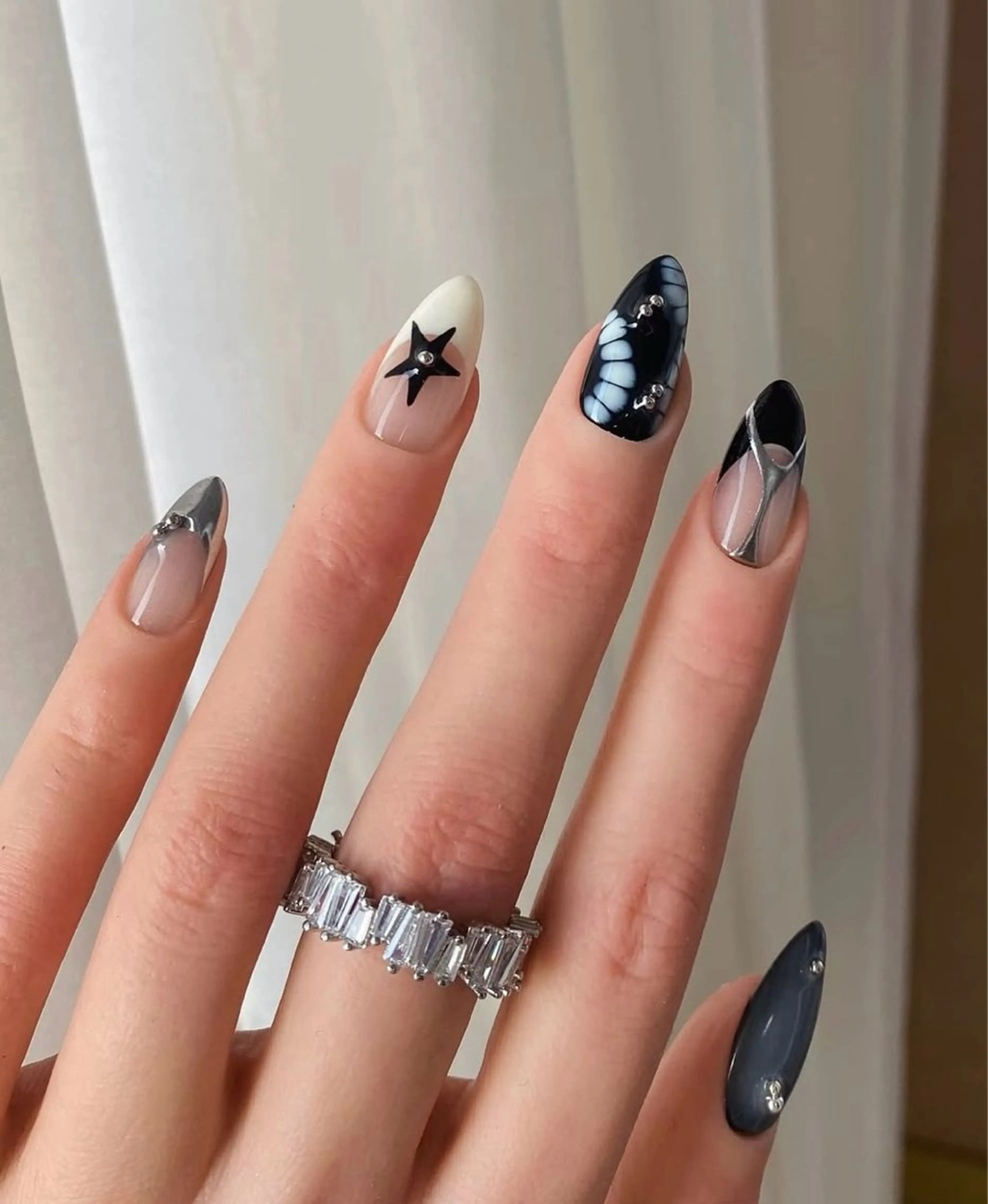 ネイル 韓国ネイル 持ち込み ニュアンスネイル ネイルチップ ハンドネイル TABI ANA.CHUOのネイルデザイン