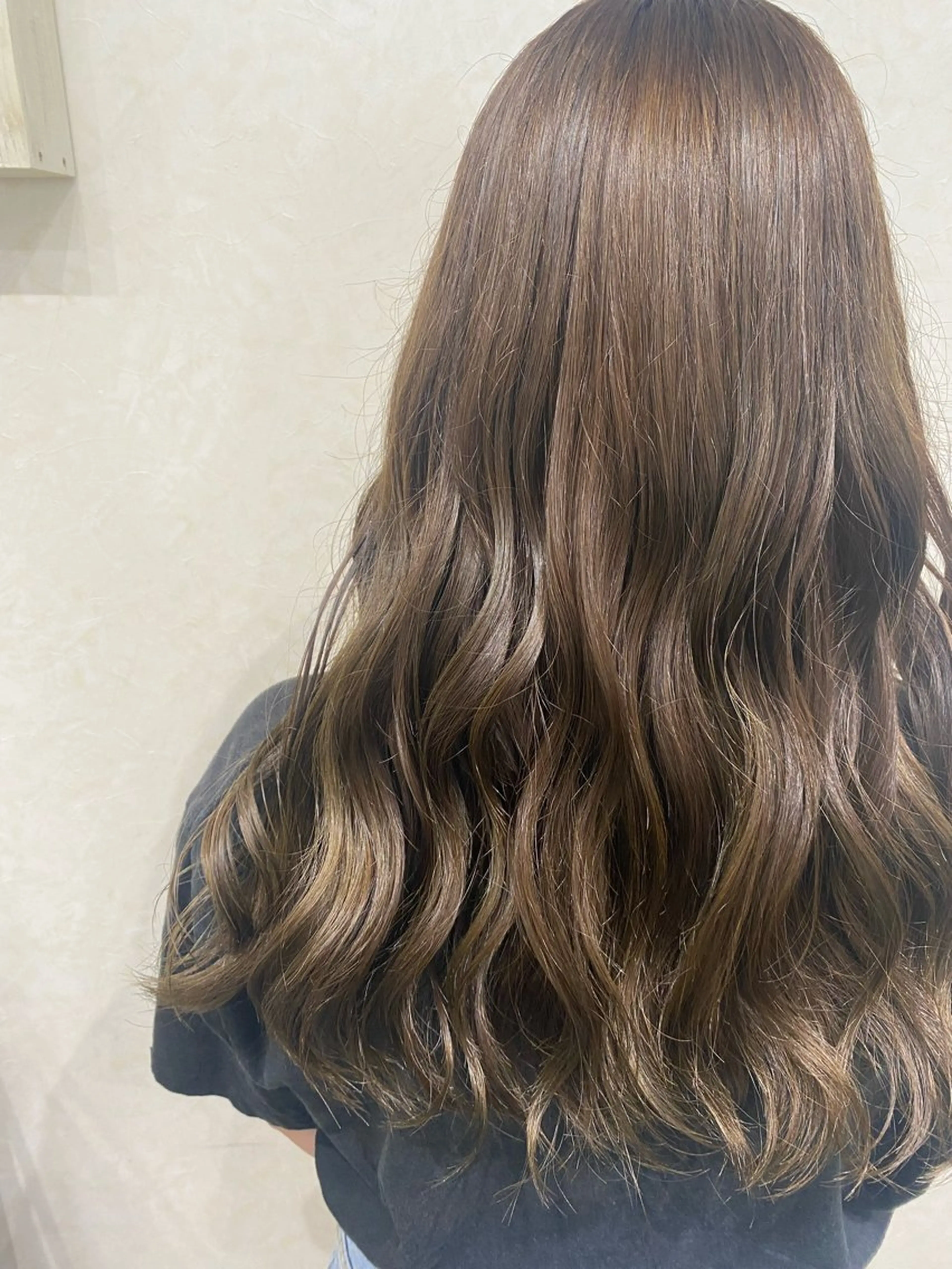 ロング カラー ベージュカラー ブリーチ ブラウンカラー ショコラベージュ ダブルカラー N°+aero 😊れいか😊のヘアスタイル