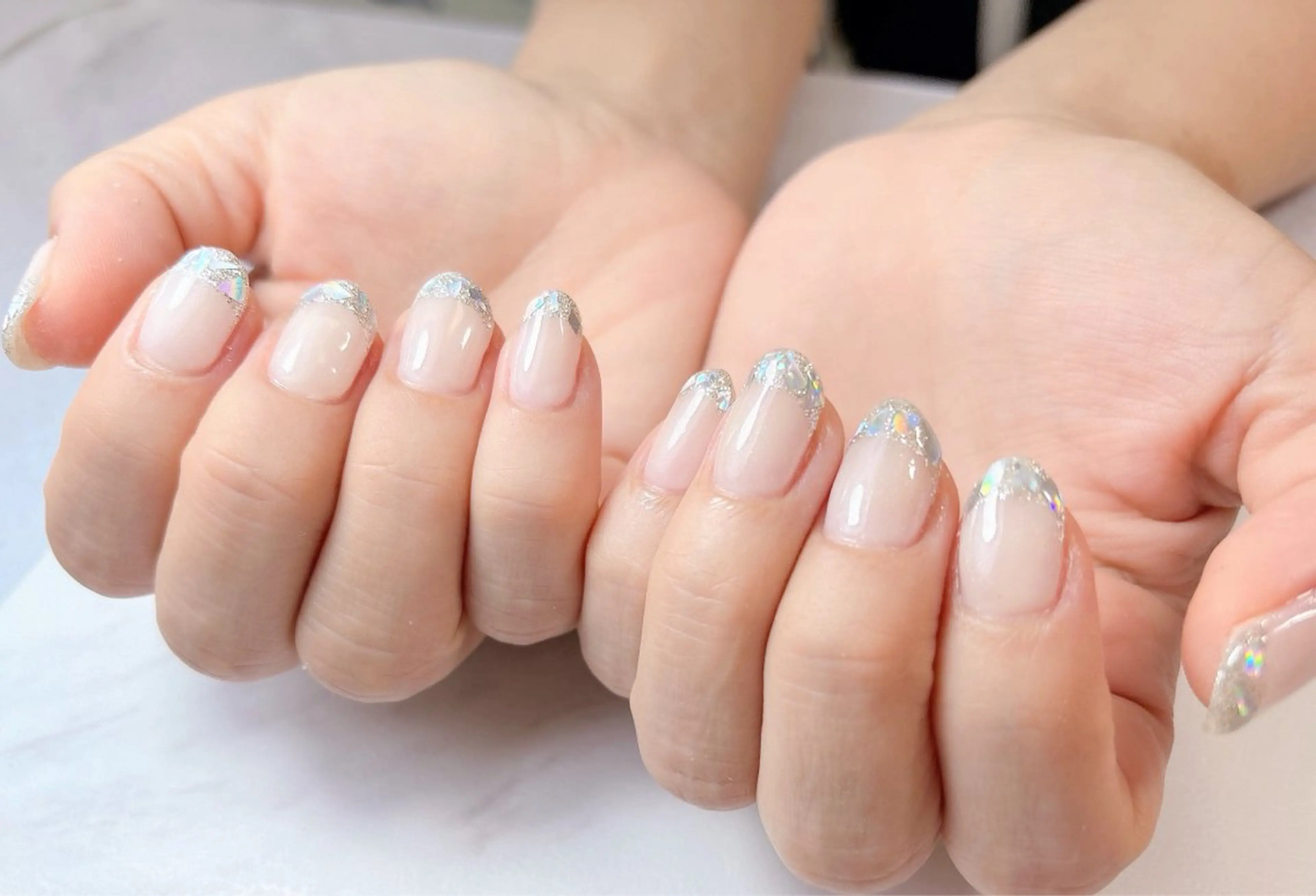 ネイル フレンチネイル ガラスフレンチ ホワイト mi hoのネイルデザイン