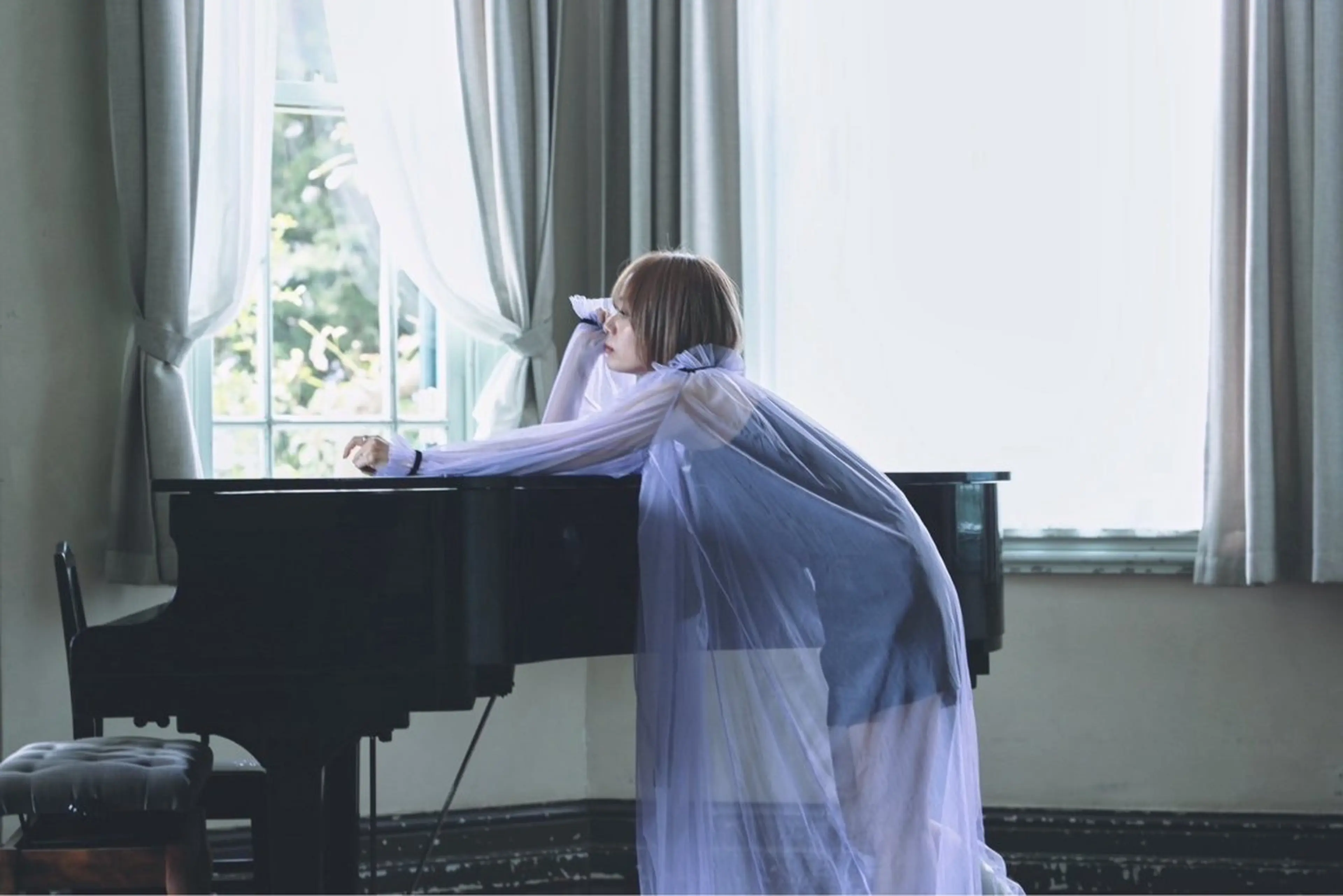 カラー 佐伯 美麗のヘアスタイル