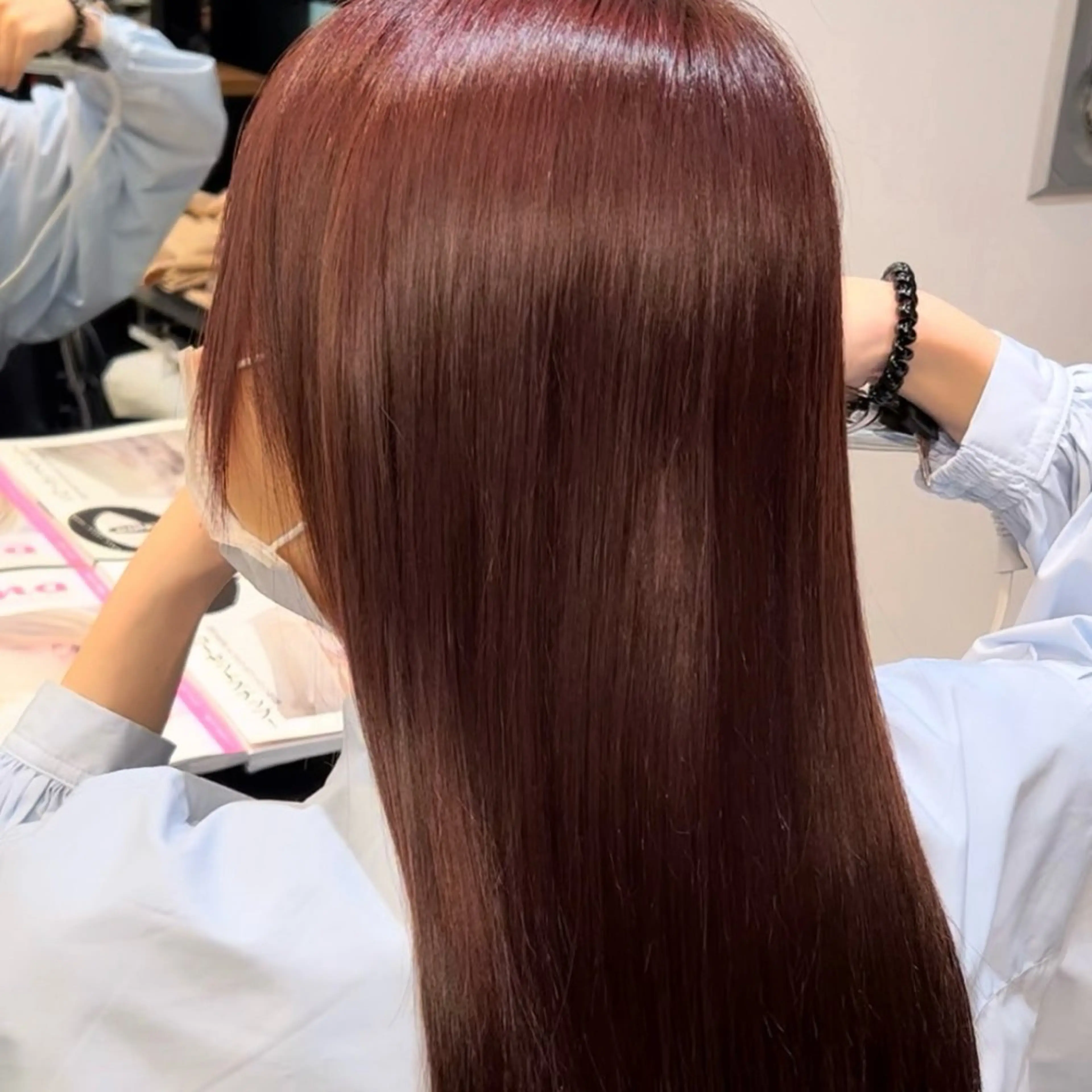 セミロング カラー ヘアカラー 諸井 芽のヘアスタイル