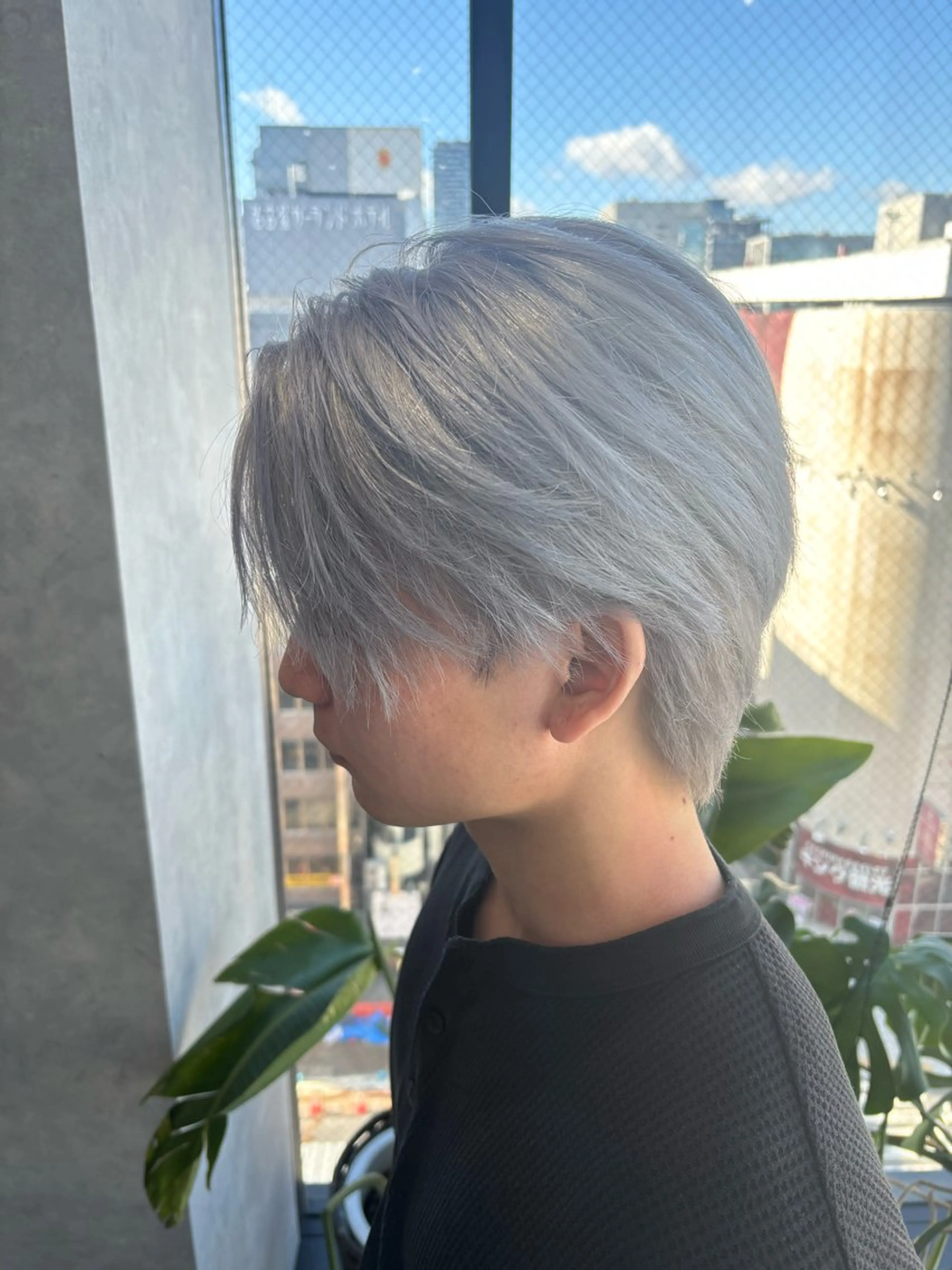 カラー CS made by SHACHU 栄所属・山田 瑛司のヘアスタイル