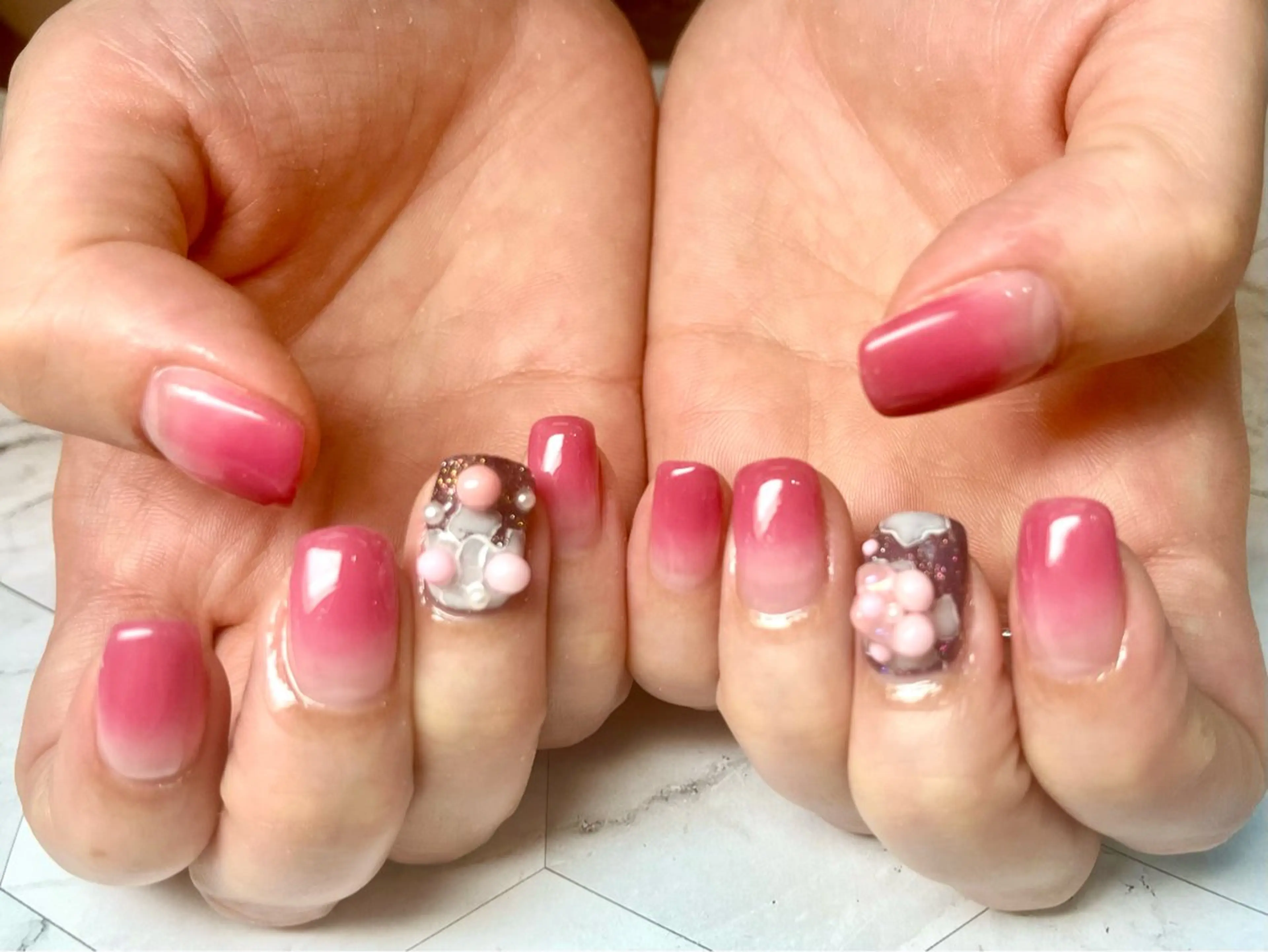 ネイル Queennail 北堀江megumiのネイルデザイン