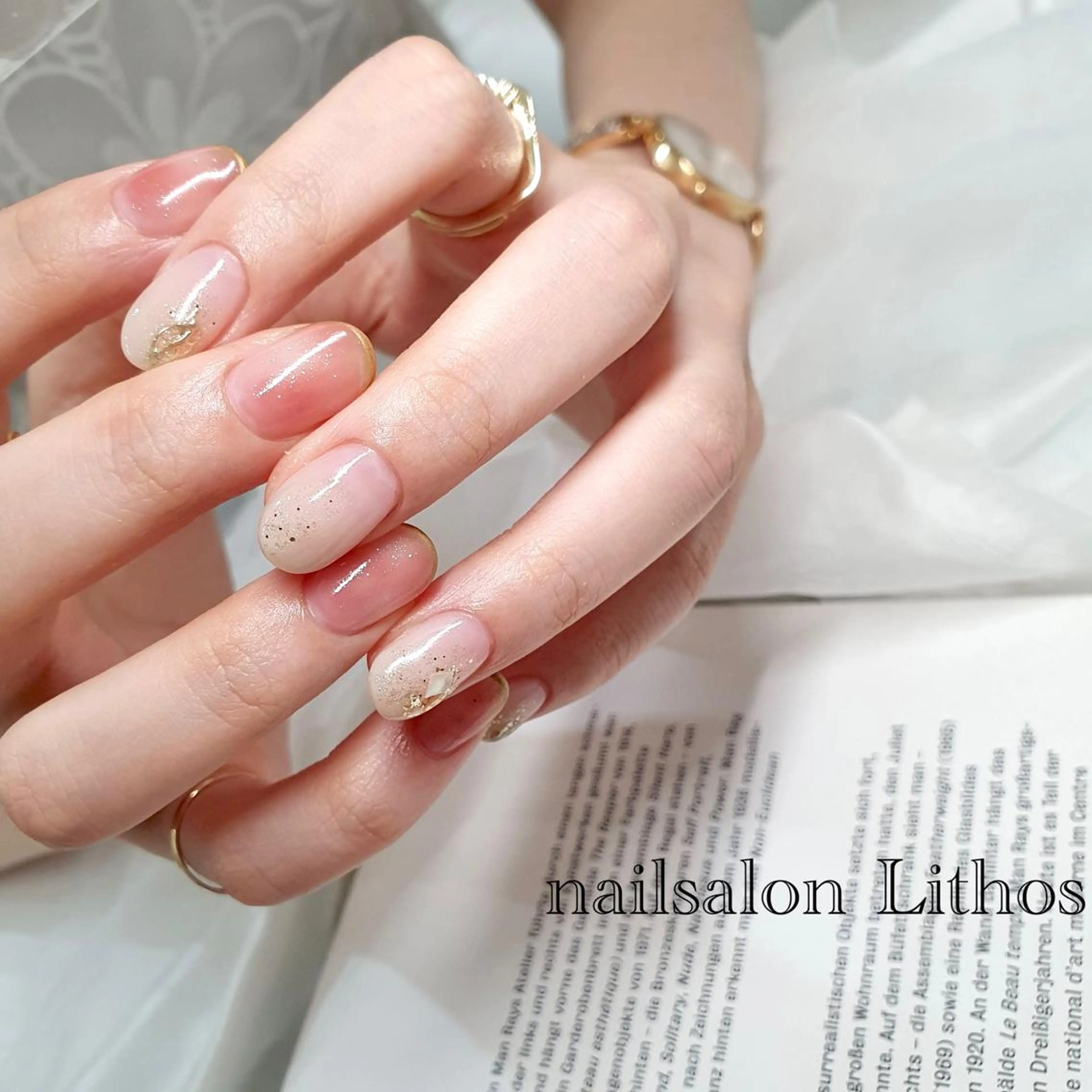 ネイル ニュアンスネイル ハンドネイル nailsalon Lithos所属・nailsalon Recontreのネイルデザイン