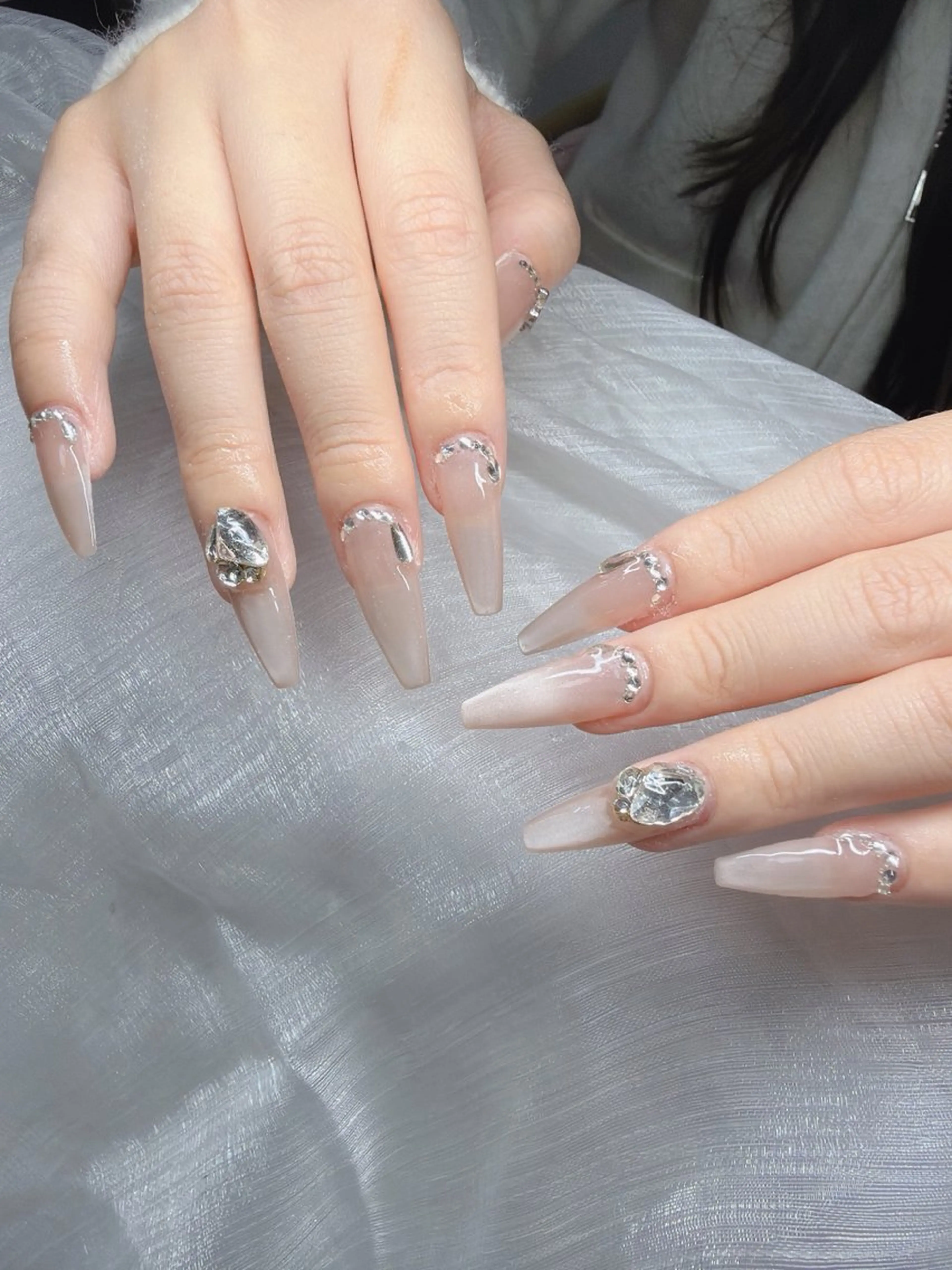 ネイル ハンドネイル Lee Nailsのネイルデザイン
