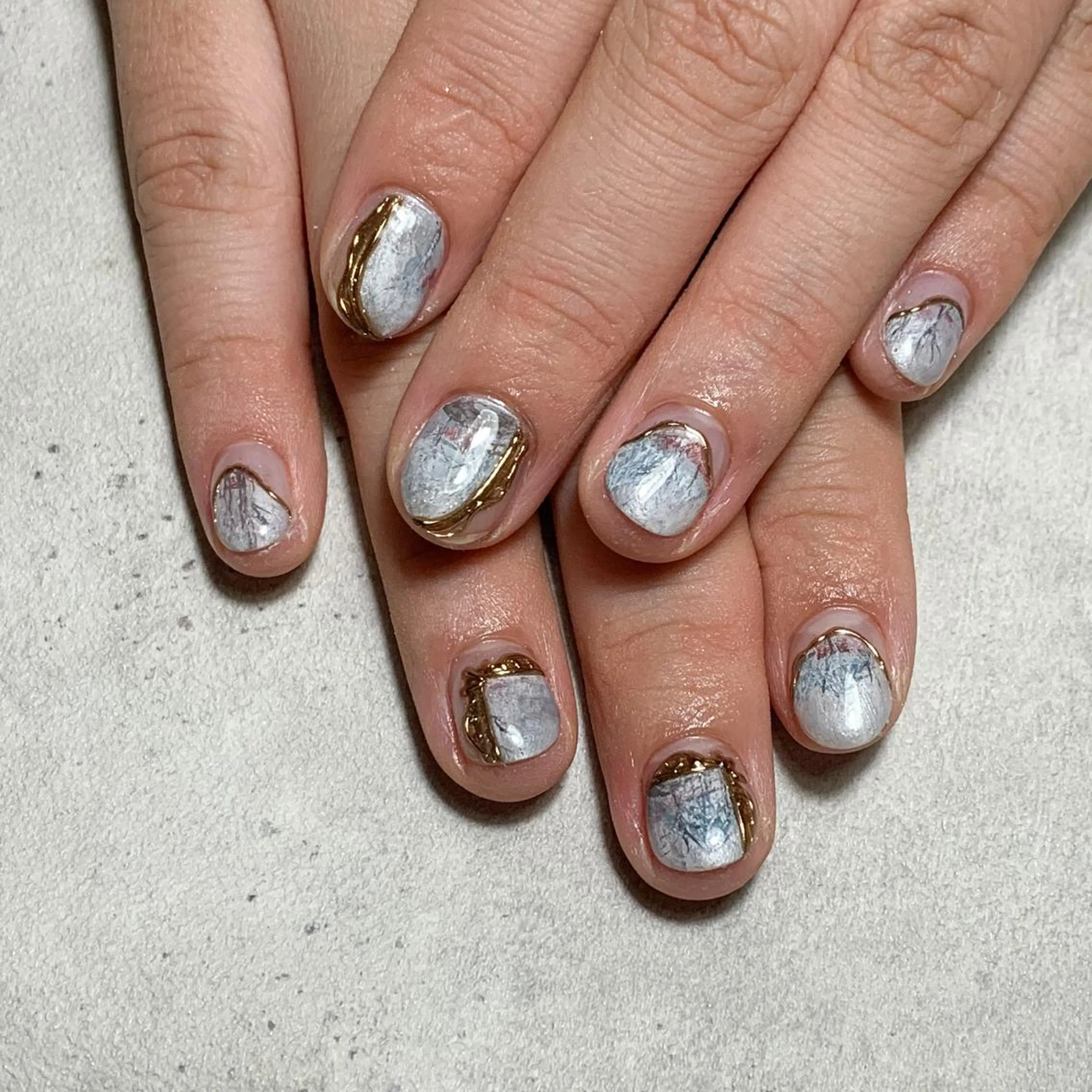 ネイル ハンドネイル atelier　FIORITURA所属・FIORITURA aiのネイルデザイン