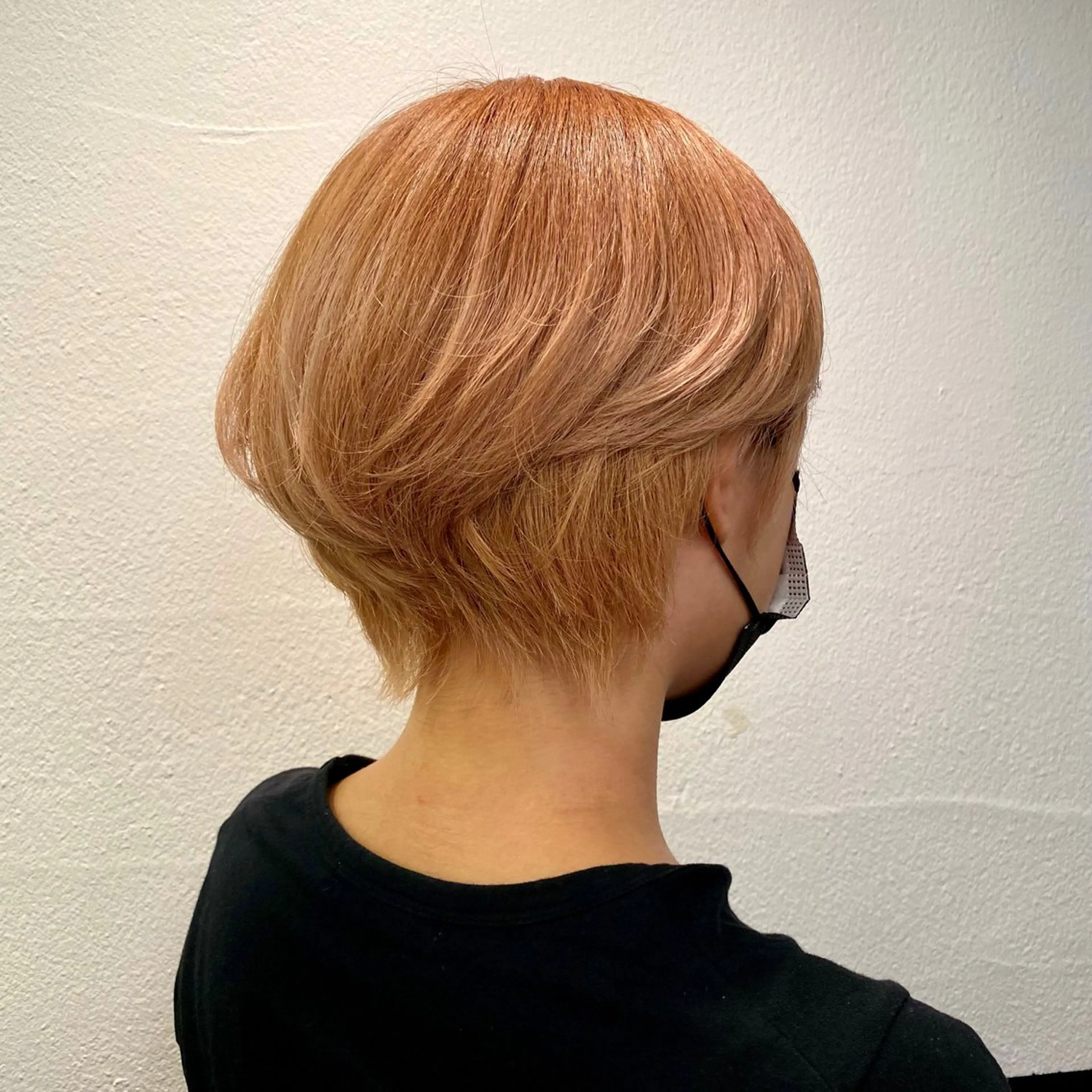 ショート カラー nok所属・レイヤー/ベージュ/ どますず🌺のヘアスタイル