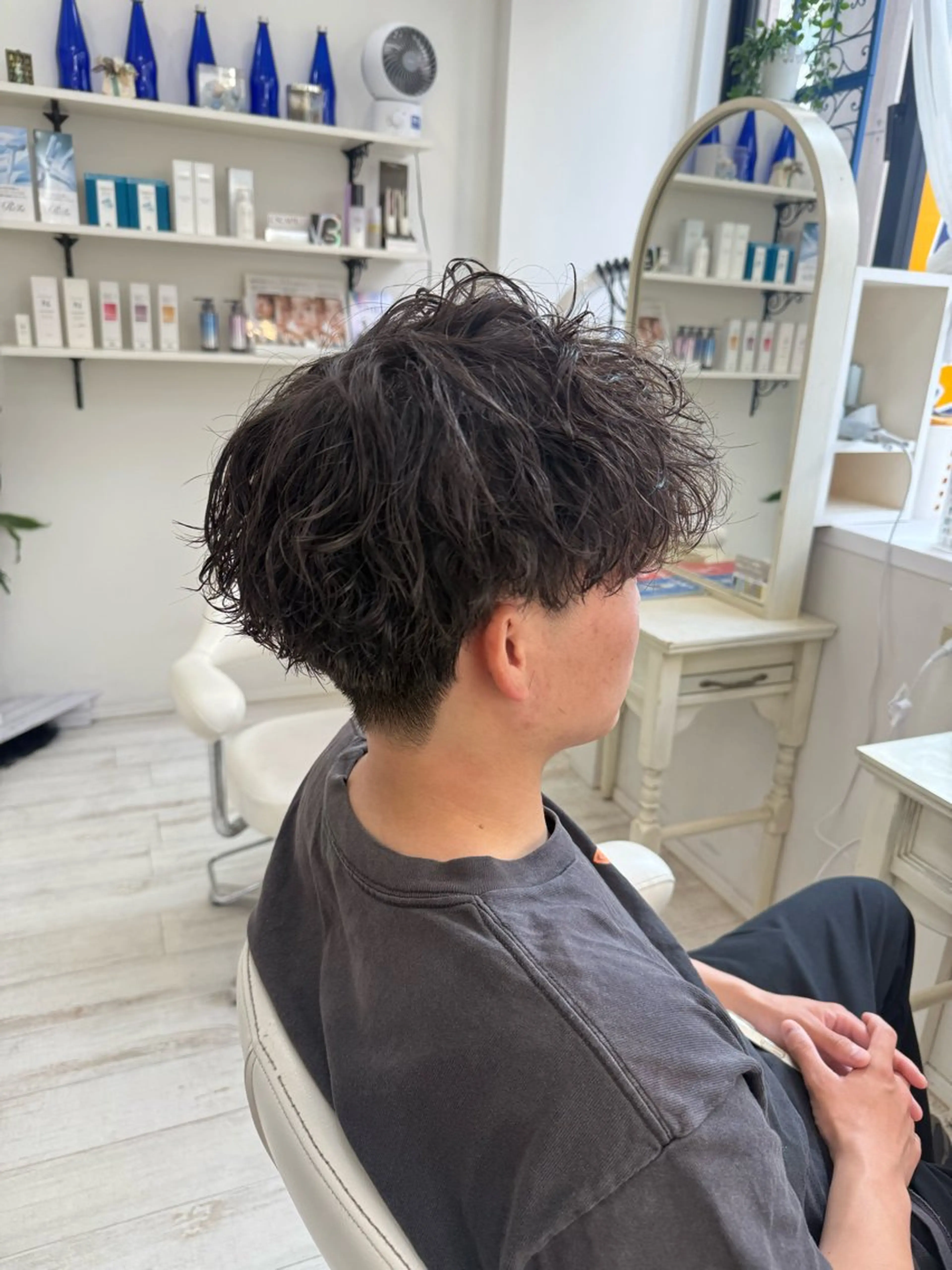 ショート カット パーマ 新籾 尚哉のヘアスタイル