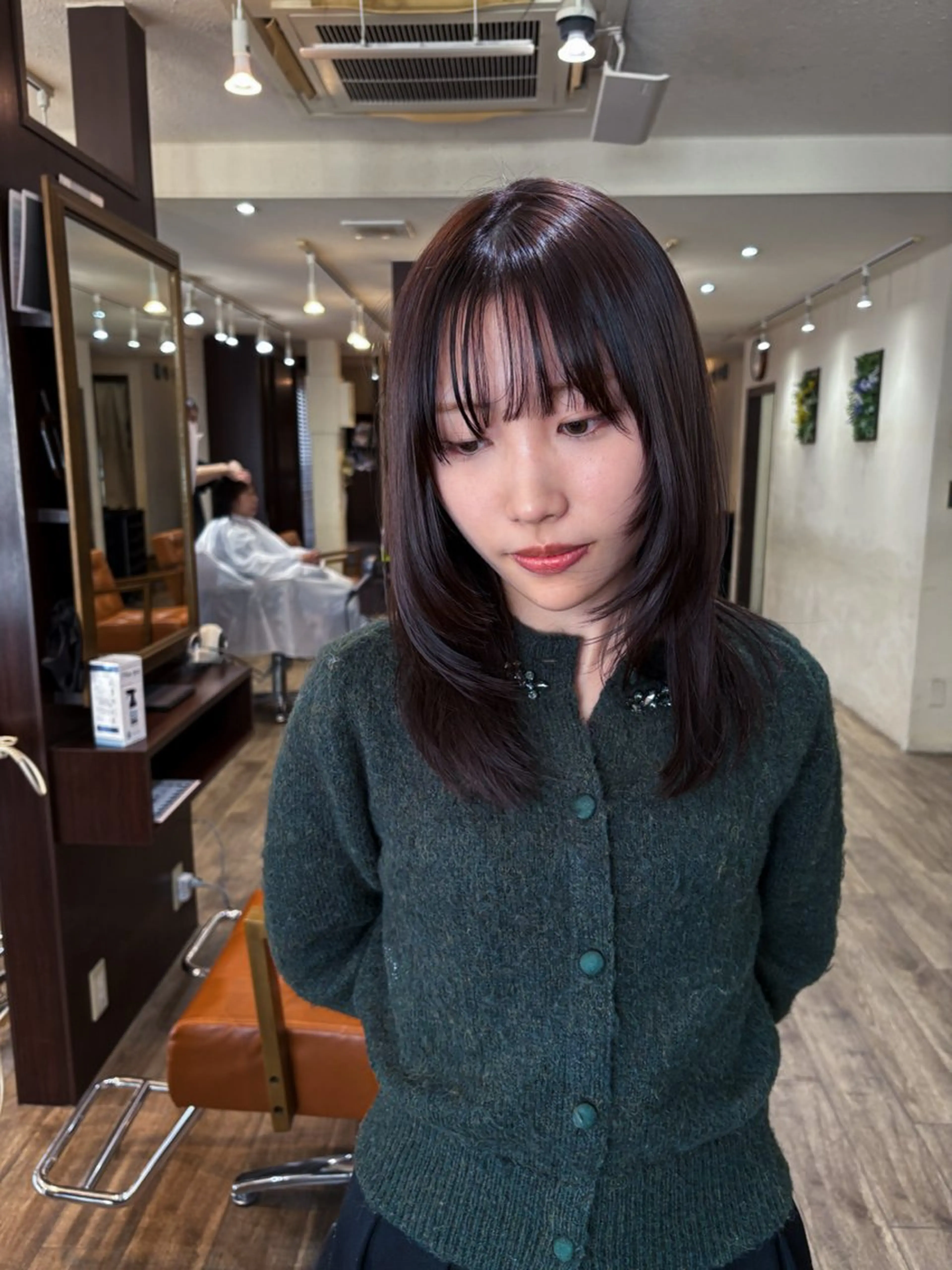 セミロング Miyamoto Yasuchikaのヘアスタイル