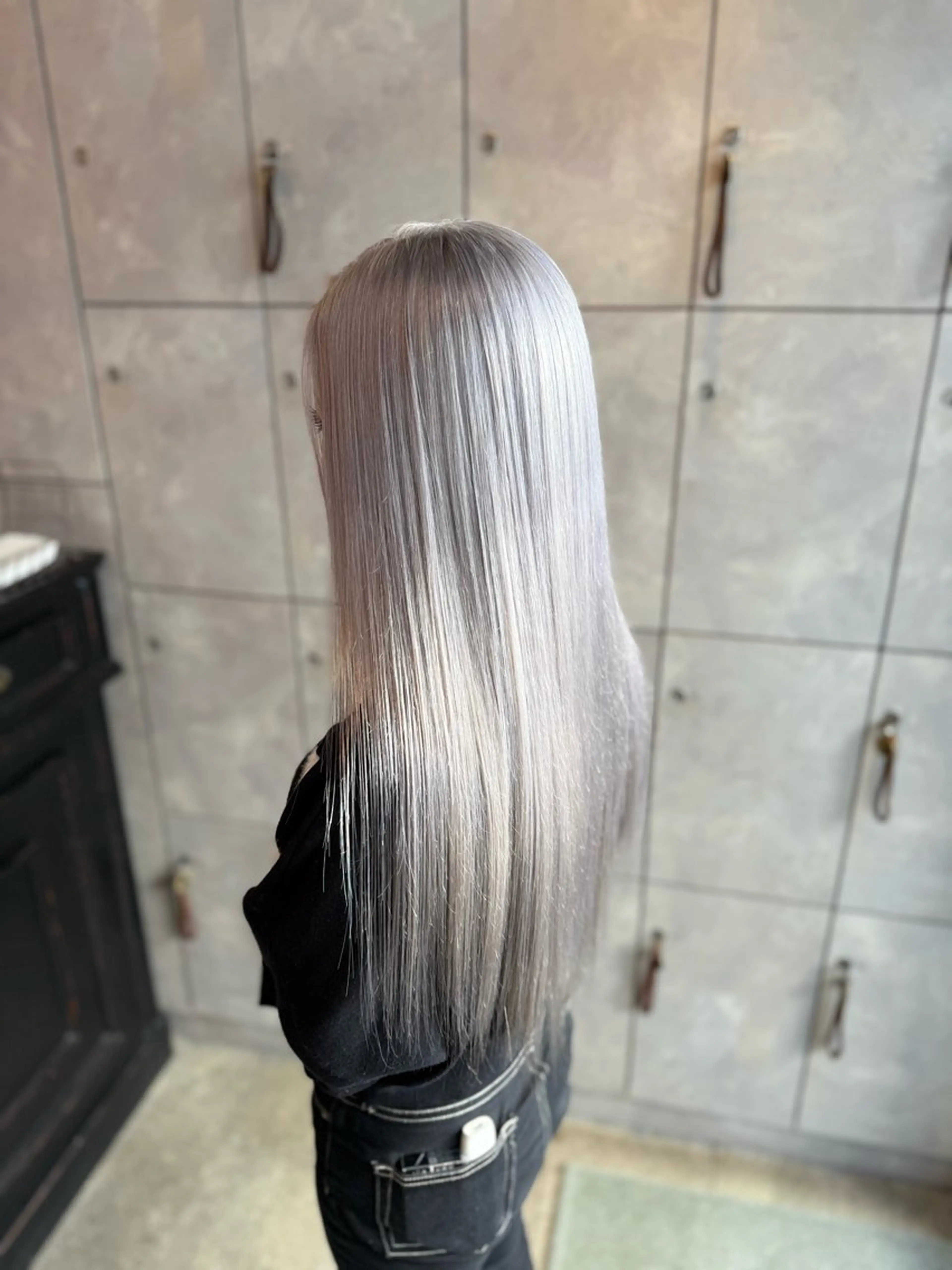 ロング カラー ヘアカラー トリートメント ヘアセット 🌈インナーカラー ‘ショウマ’🌈のヘアスタイル