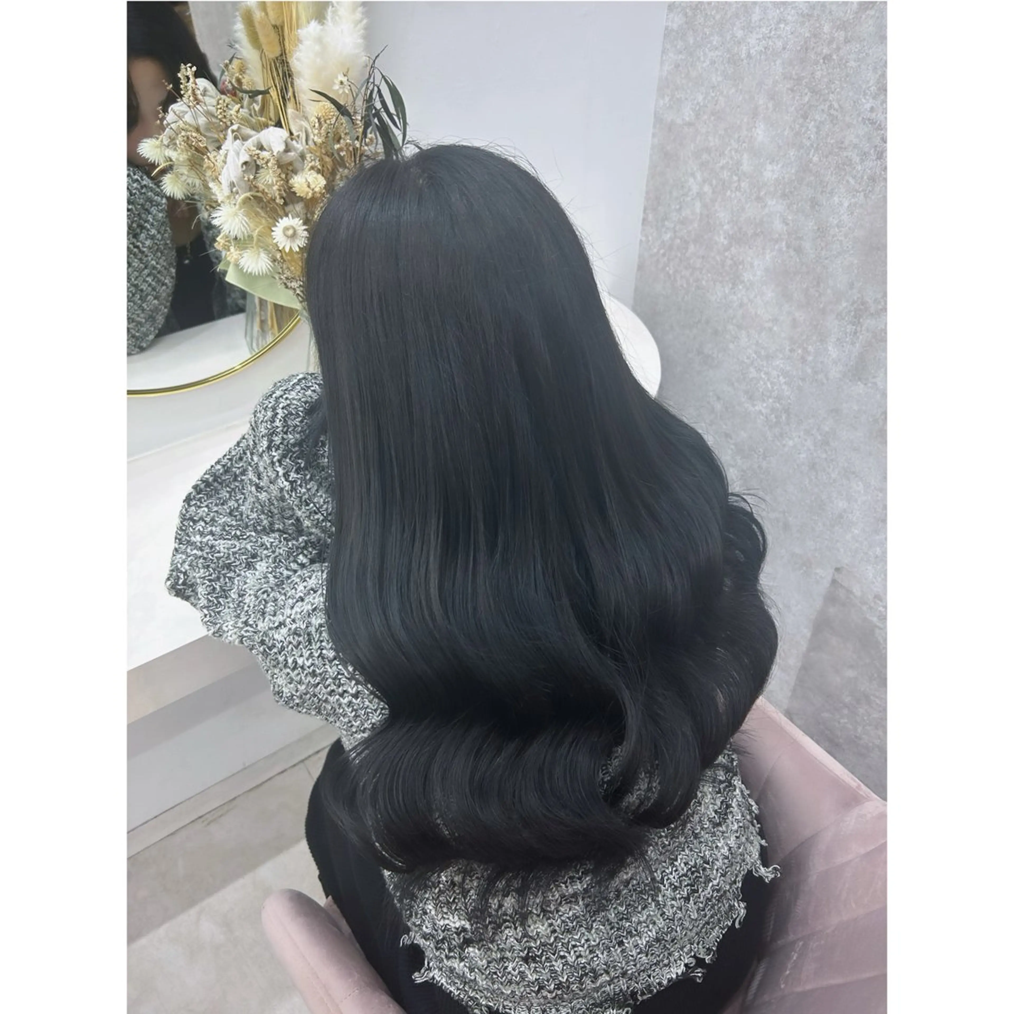 ロング カラー 黒髪 ブルーカラー ブルーブラック 透明感カラー ブリーチ 💕カット 💕みゆう💕大宮のヘアスタイル