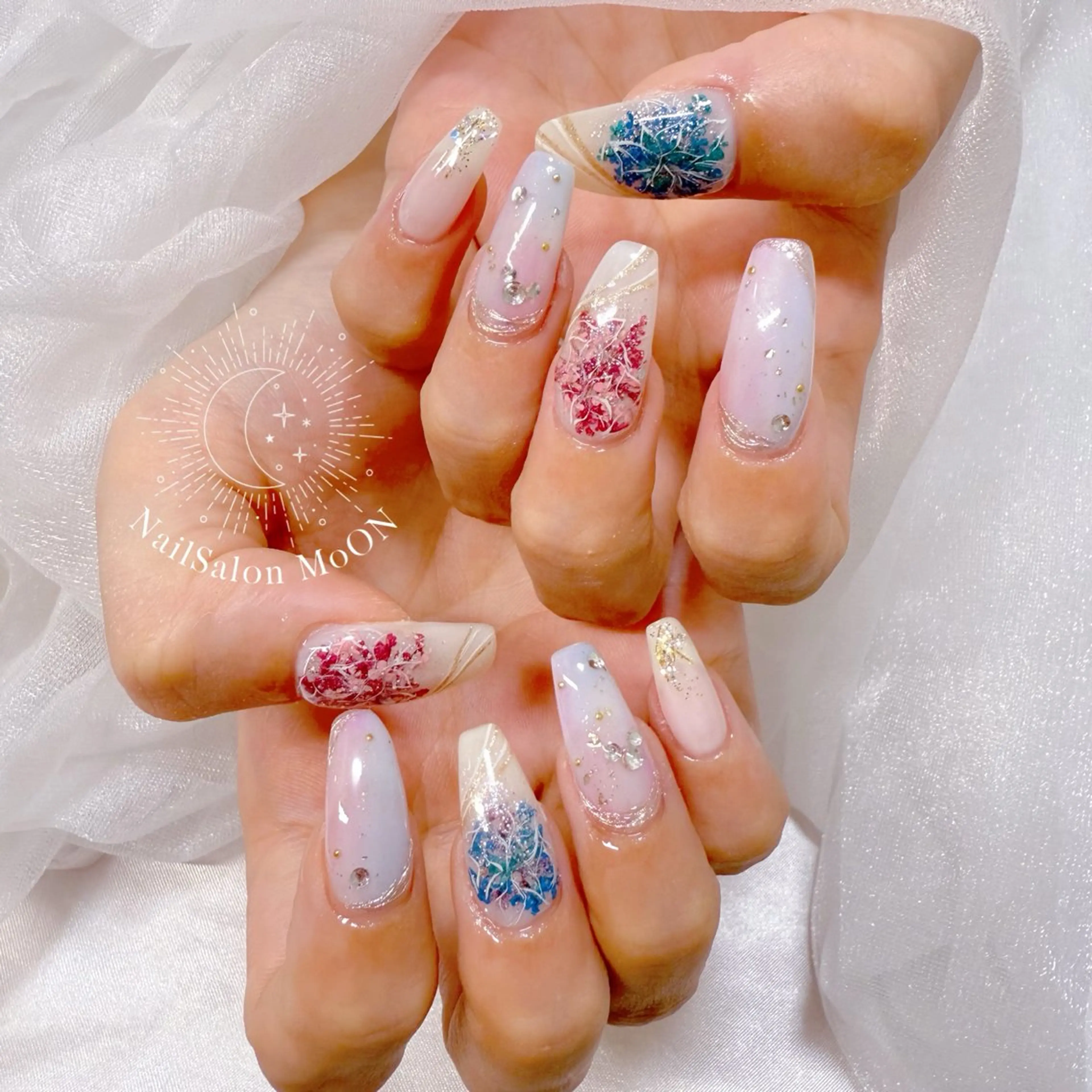 ネイル ハンドネイル ハンドケア MoON...❤︎ MeGuのネイルデザイン
